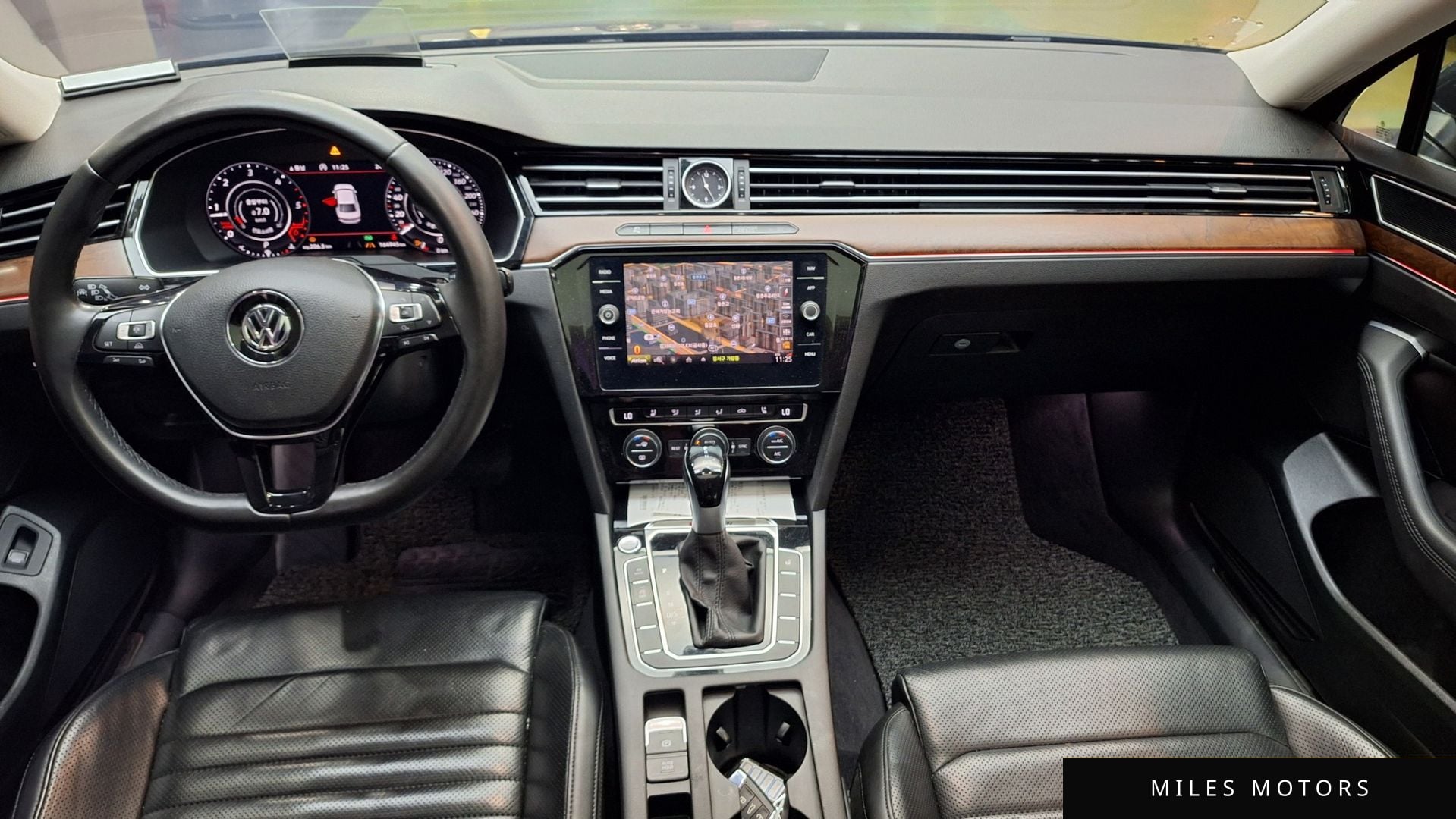 Volkswagen Passat 2018 — миниатюра 10