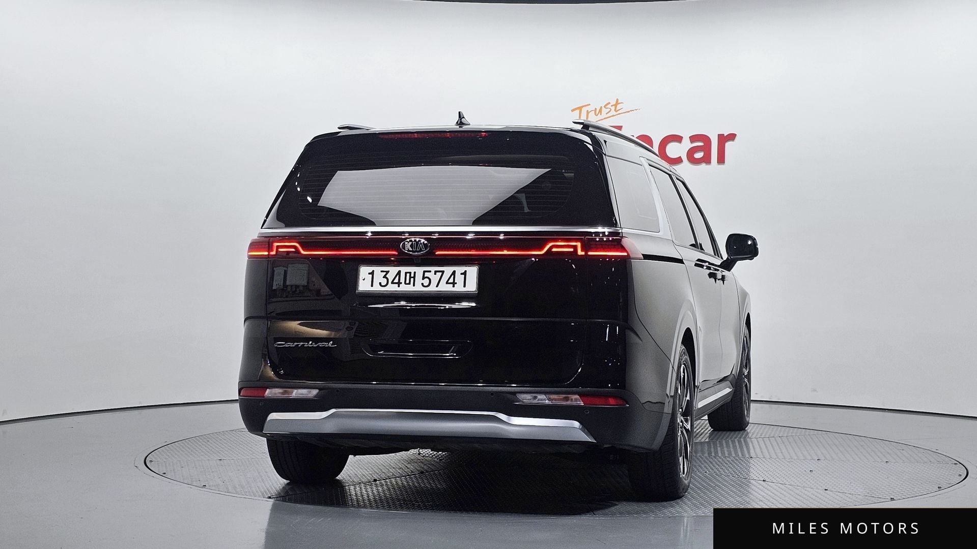 Kia Carnival 2021 — миниатюра 4