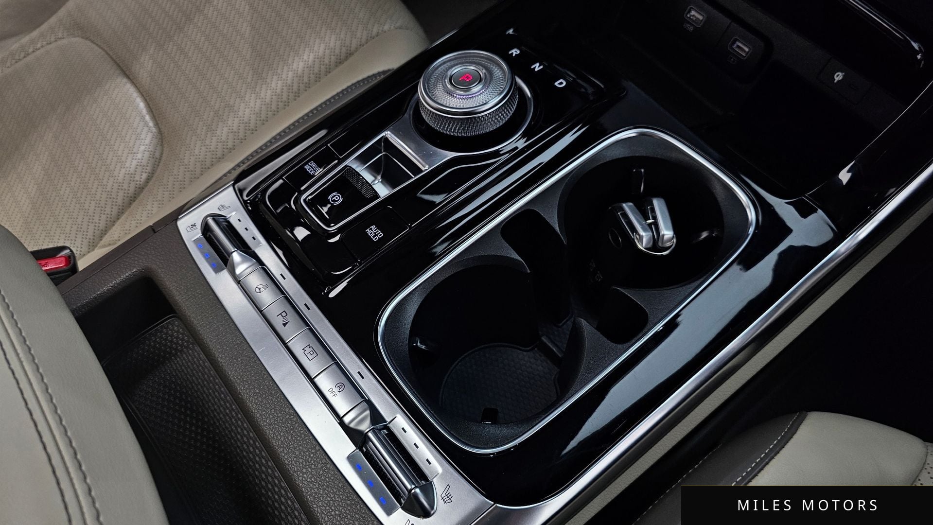 Kia Carnival 2021 — миниатюра 12
