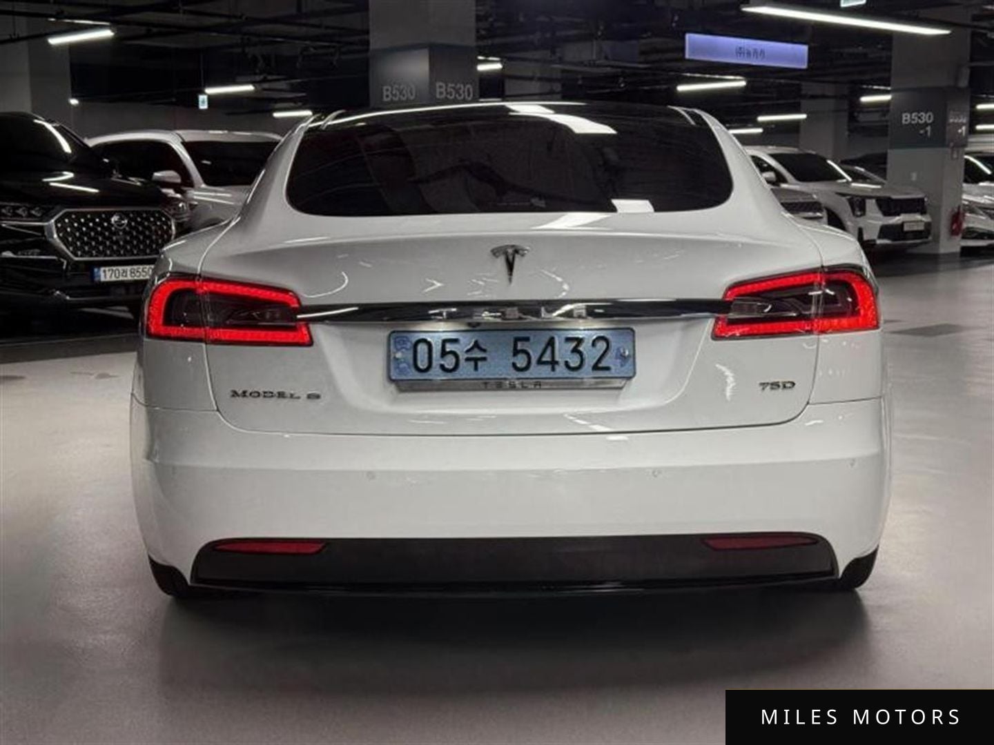 Tesla Model S 2018 — миниатюра 3