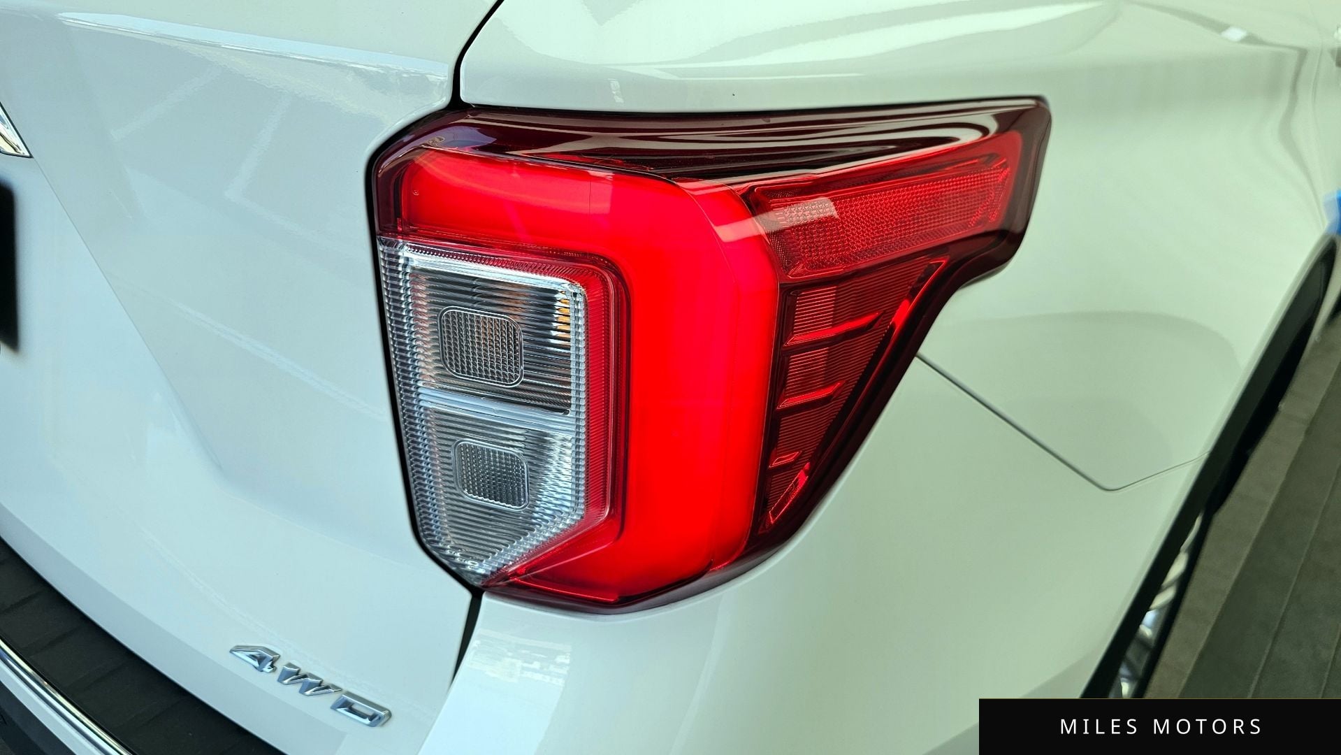Ford Explorer 2022 — миниатюра 9