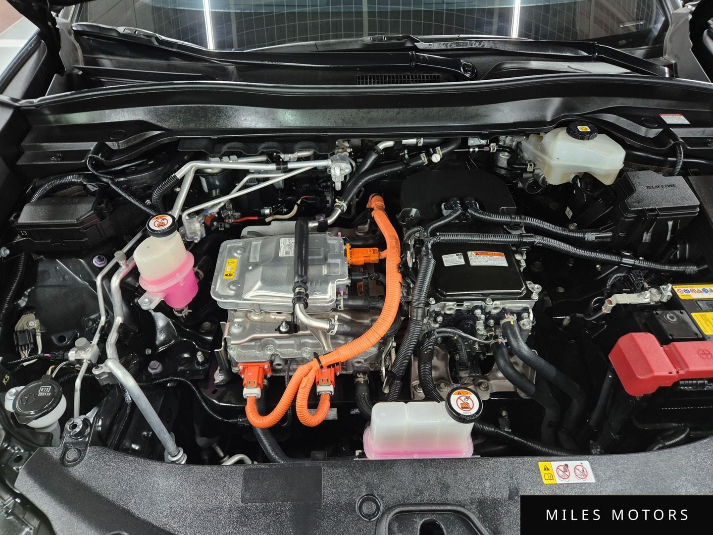 Лексус UX300e 2022 — миниатюра 6