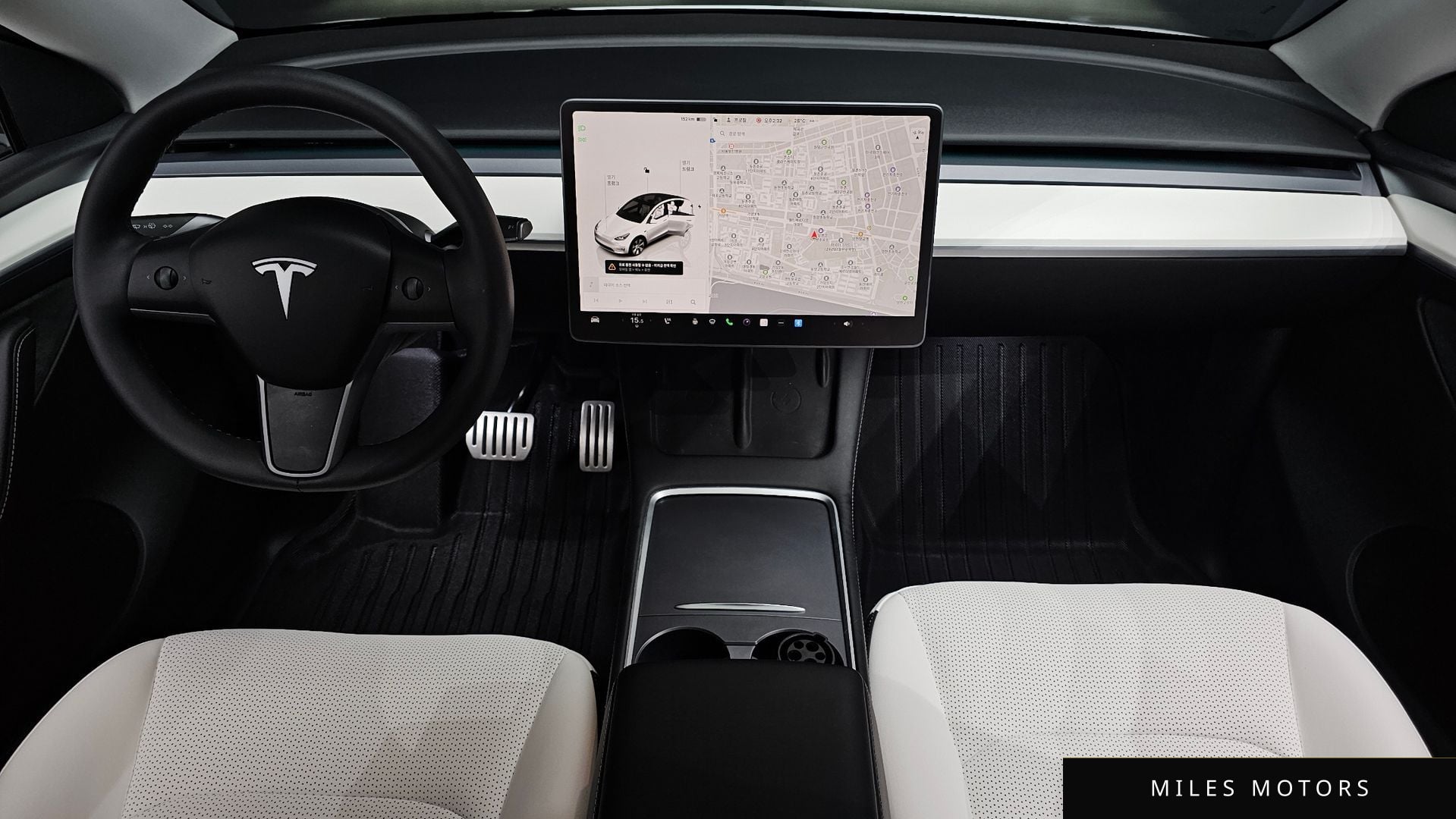 Tesla Model Y 2024 — миниатюра 7