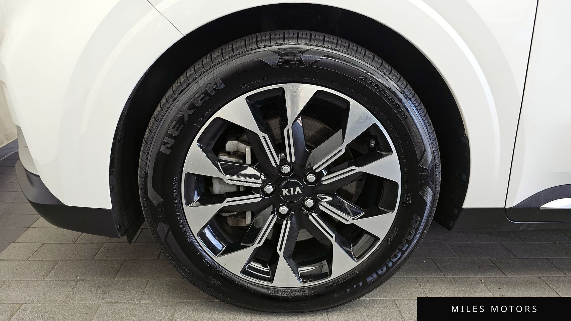 Kia Carnival 2021 — миниатюра 5