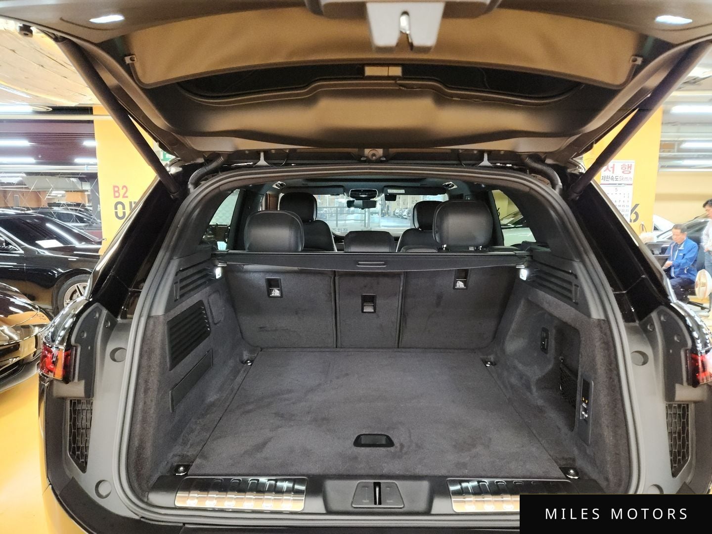 Land Rover Range Rover Sport 2025 — миниатюра 6