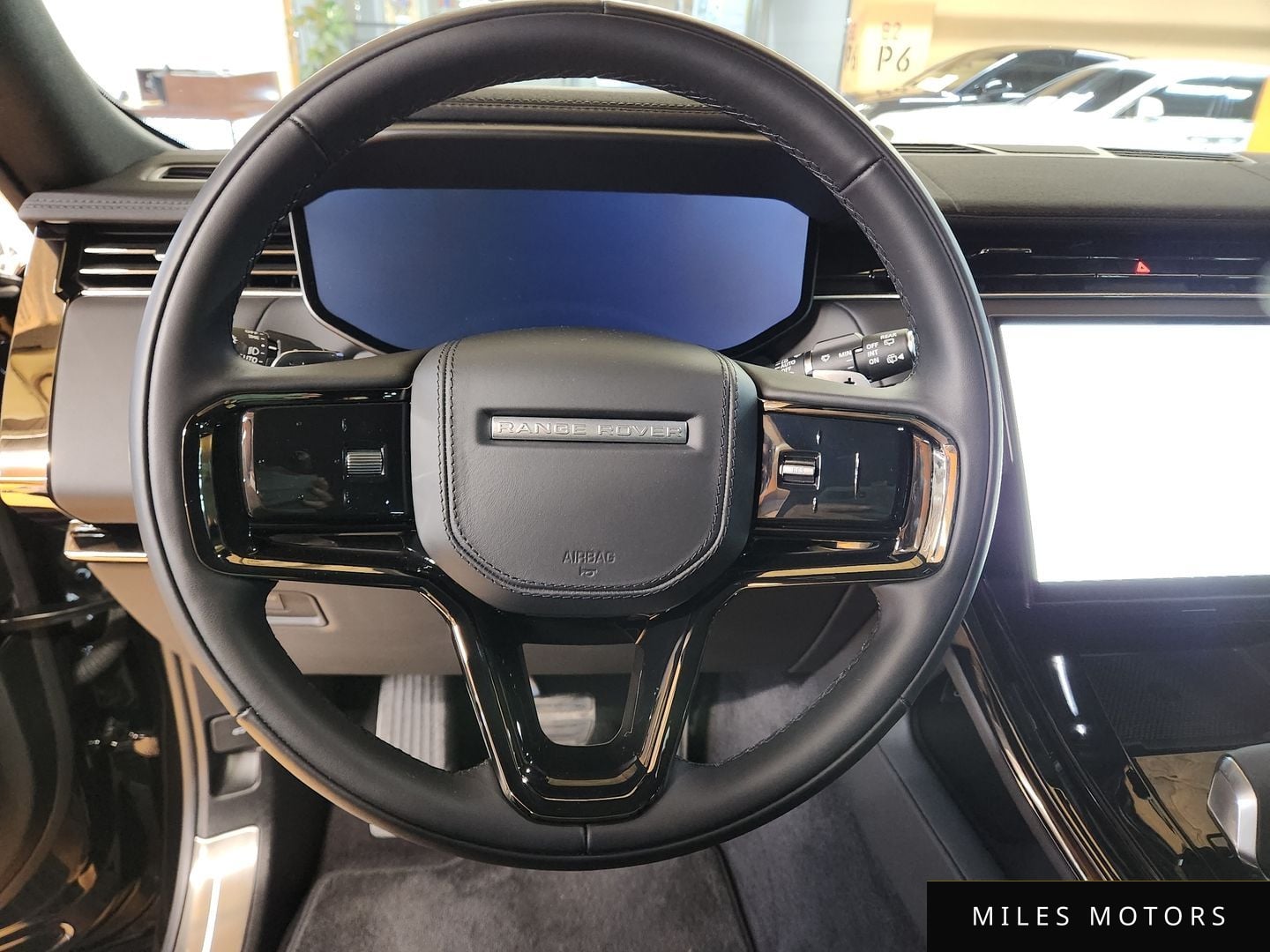 Land Rover Range Rover Sport 2025 — миниатюра 12