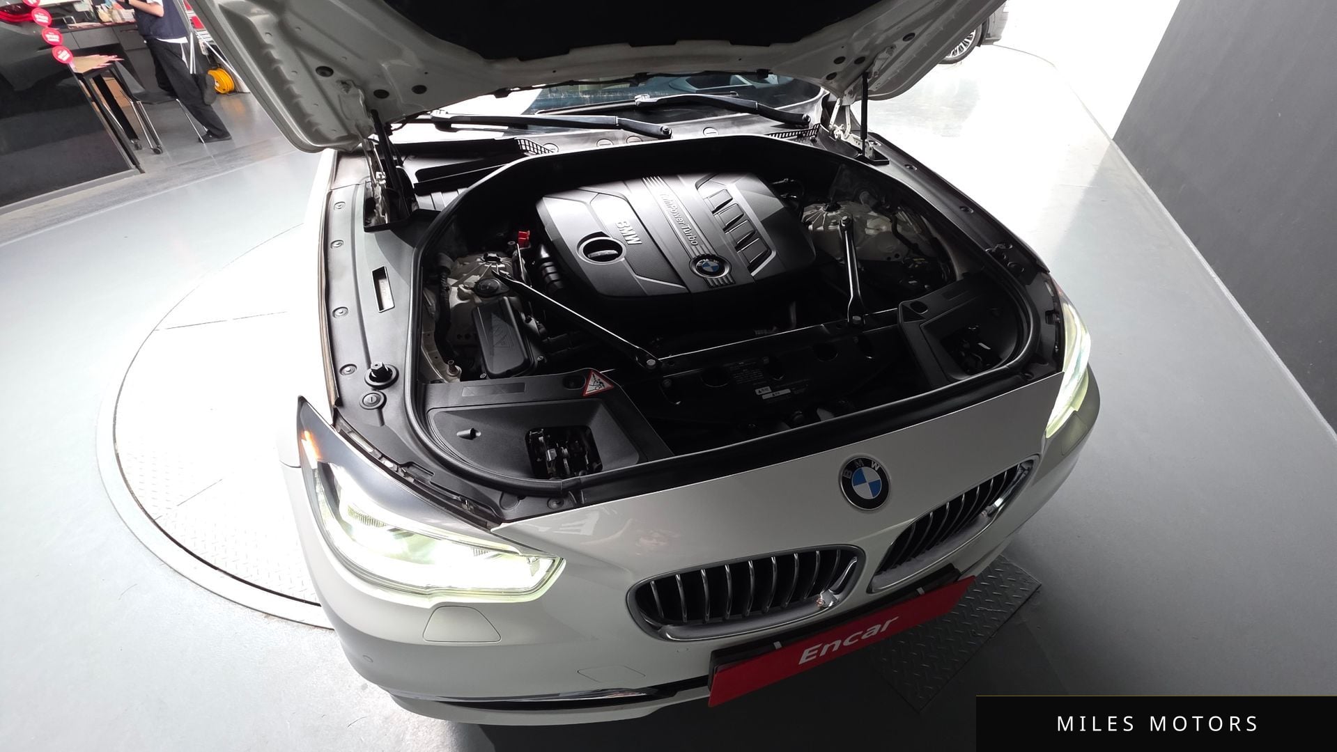 BMW 5 Series GT (F07) 2014 — миниатюра 5