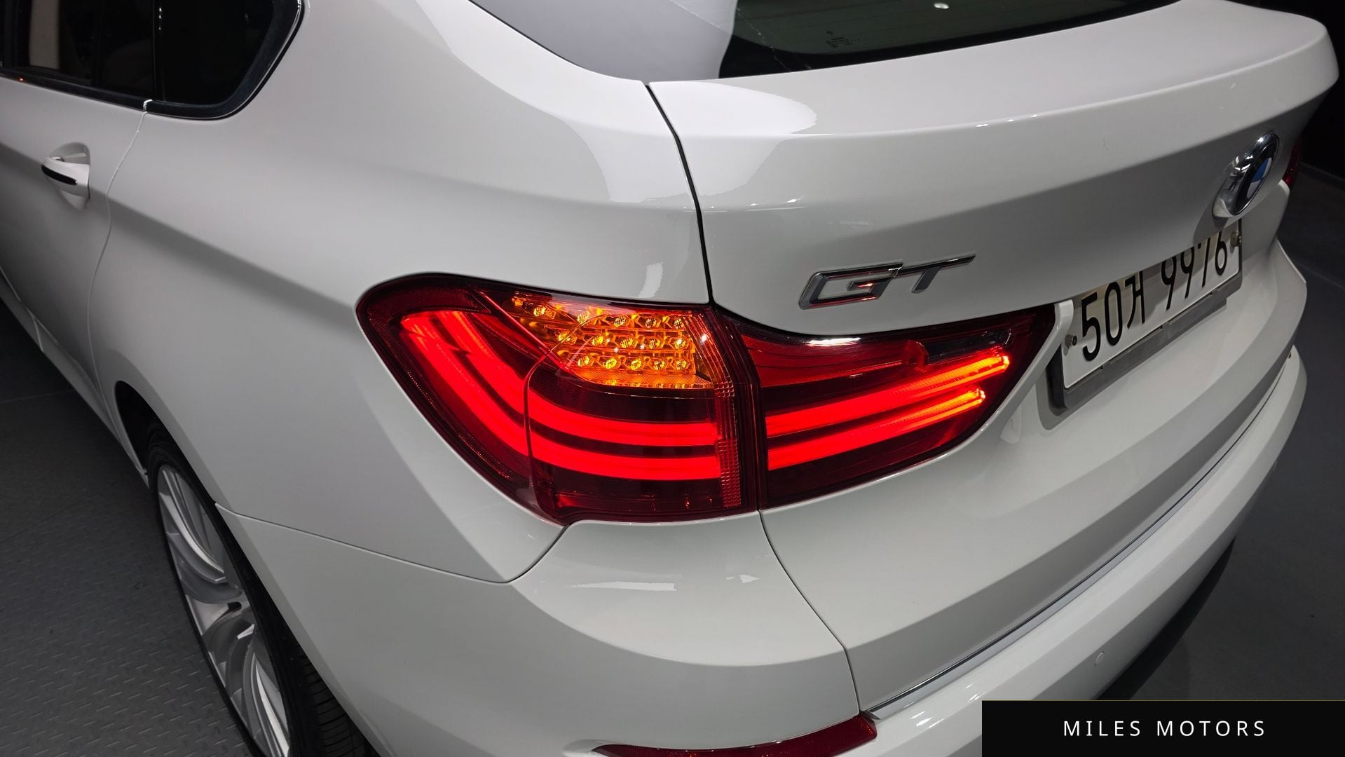 BMW 5 Series GT (F07) 2014 — миниатюра 8