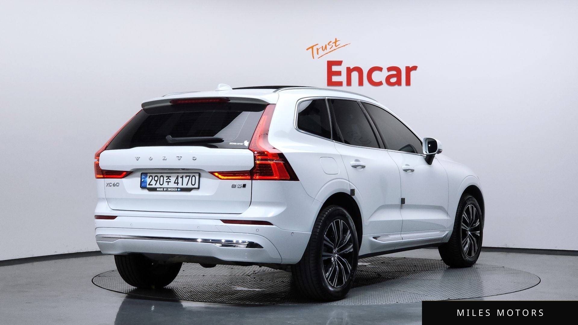 Volvo XC60 2022 — миниатюра 2