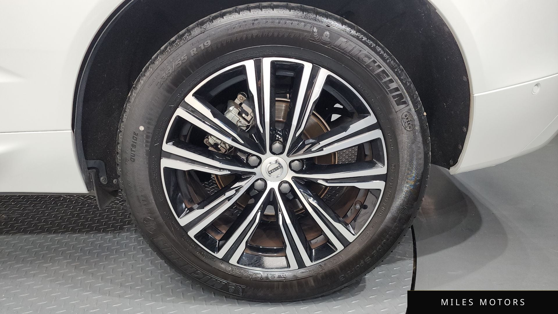 Volvo XC60 2022 — миниатюра 7