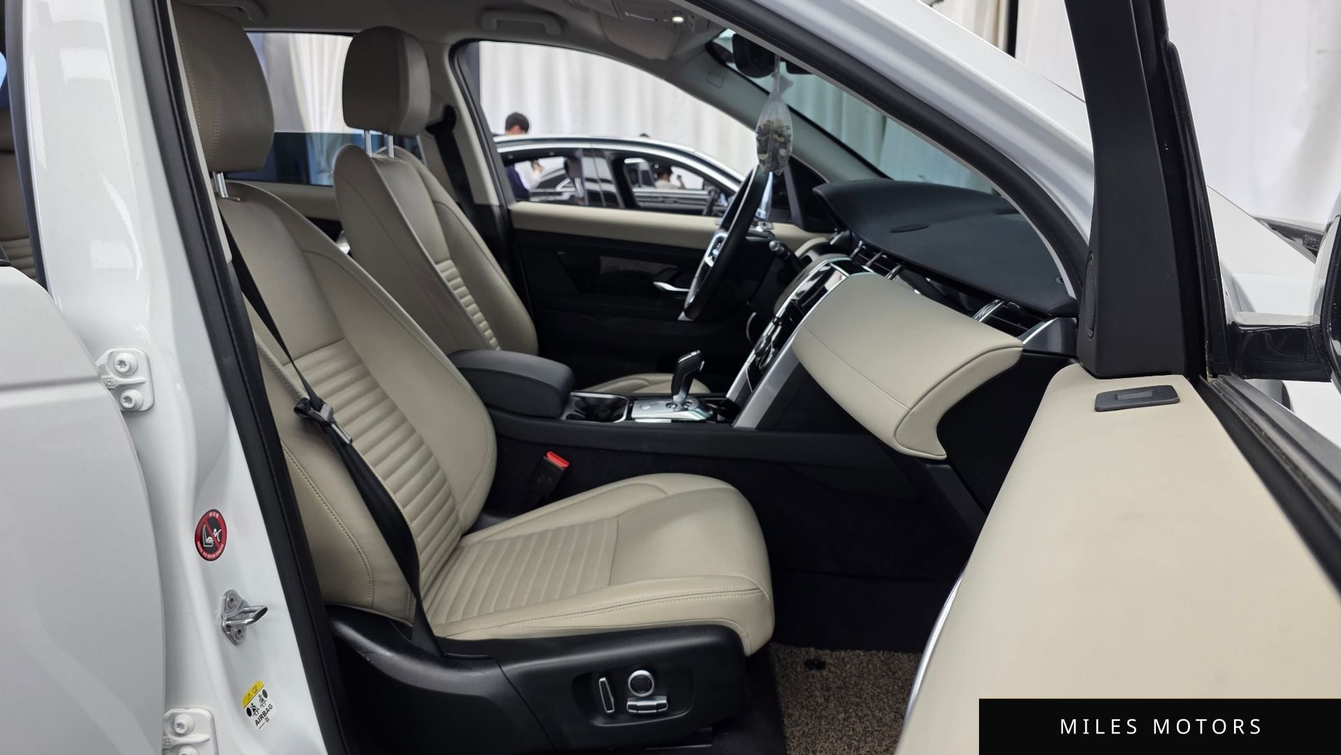 Land Rover Discovery Sport 2021 — миниатюра 11
