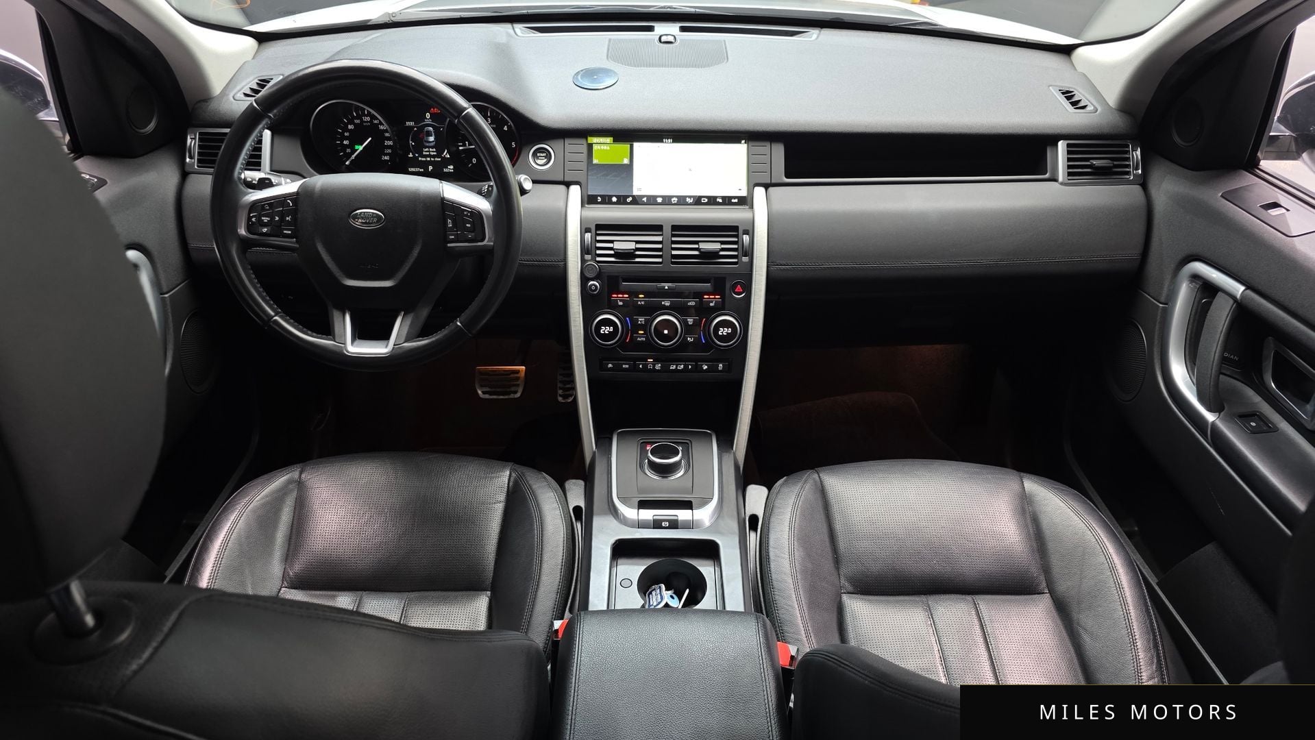 Land Rover Discovery Sport 2017 — миниатюра 7