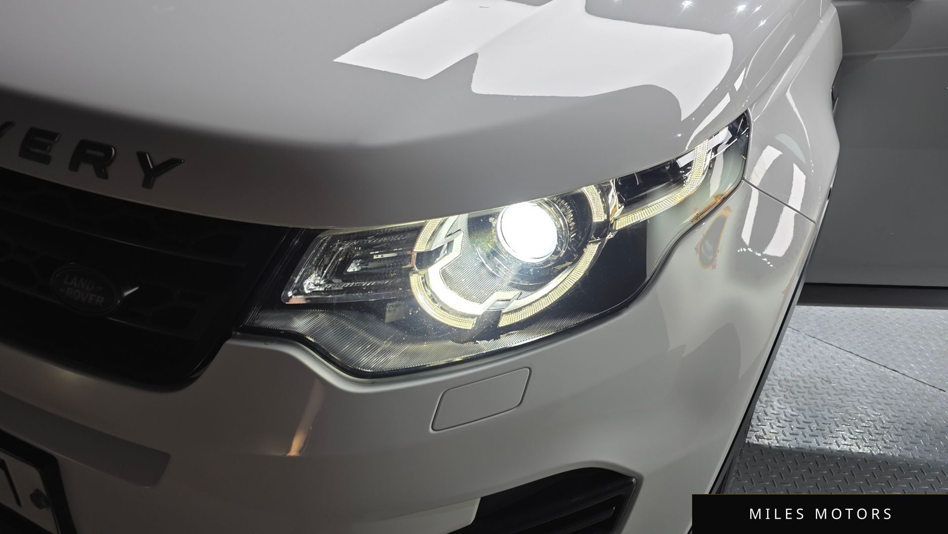 Land Rover Discovery Sport 2017 — миниатюра 8