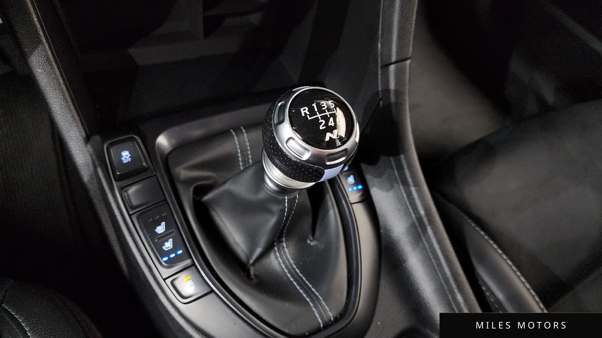 Hyundai Veloster 2020 — миниатюра 12