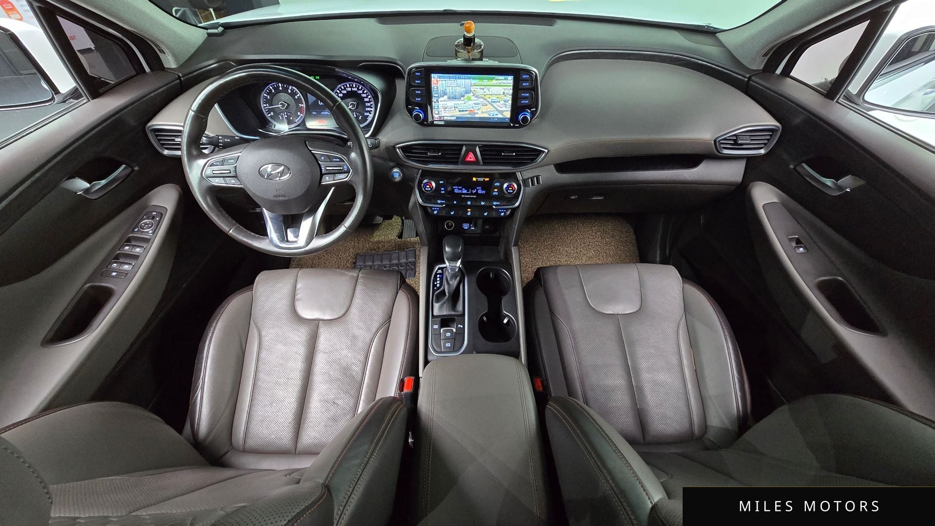 Hyundai Santafe 2019 — миниатюра 10