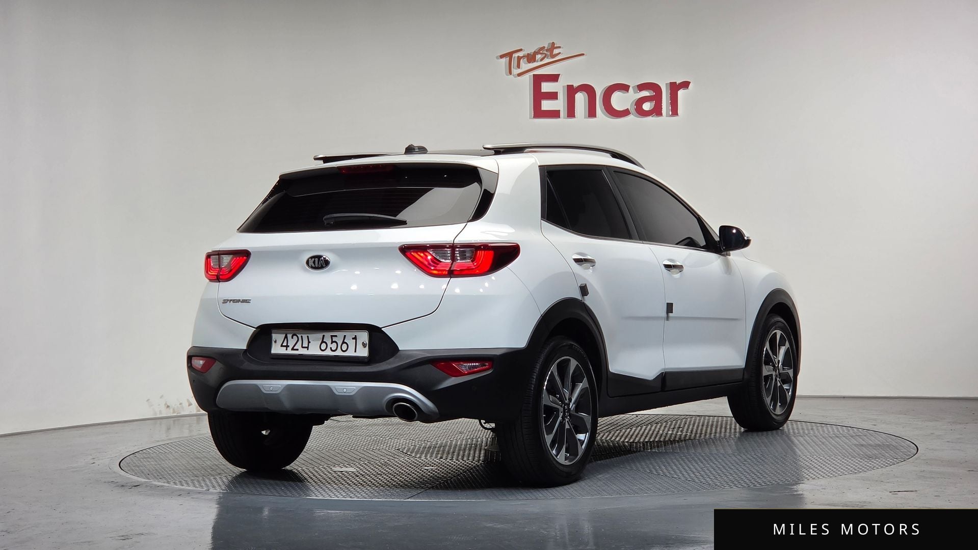 Kia Stonic 2018 — миниатюра 2