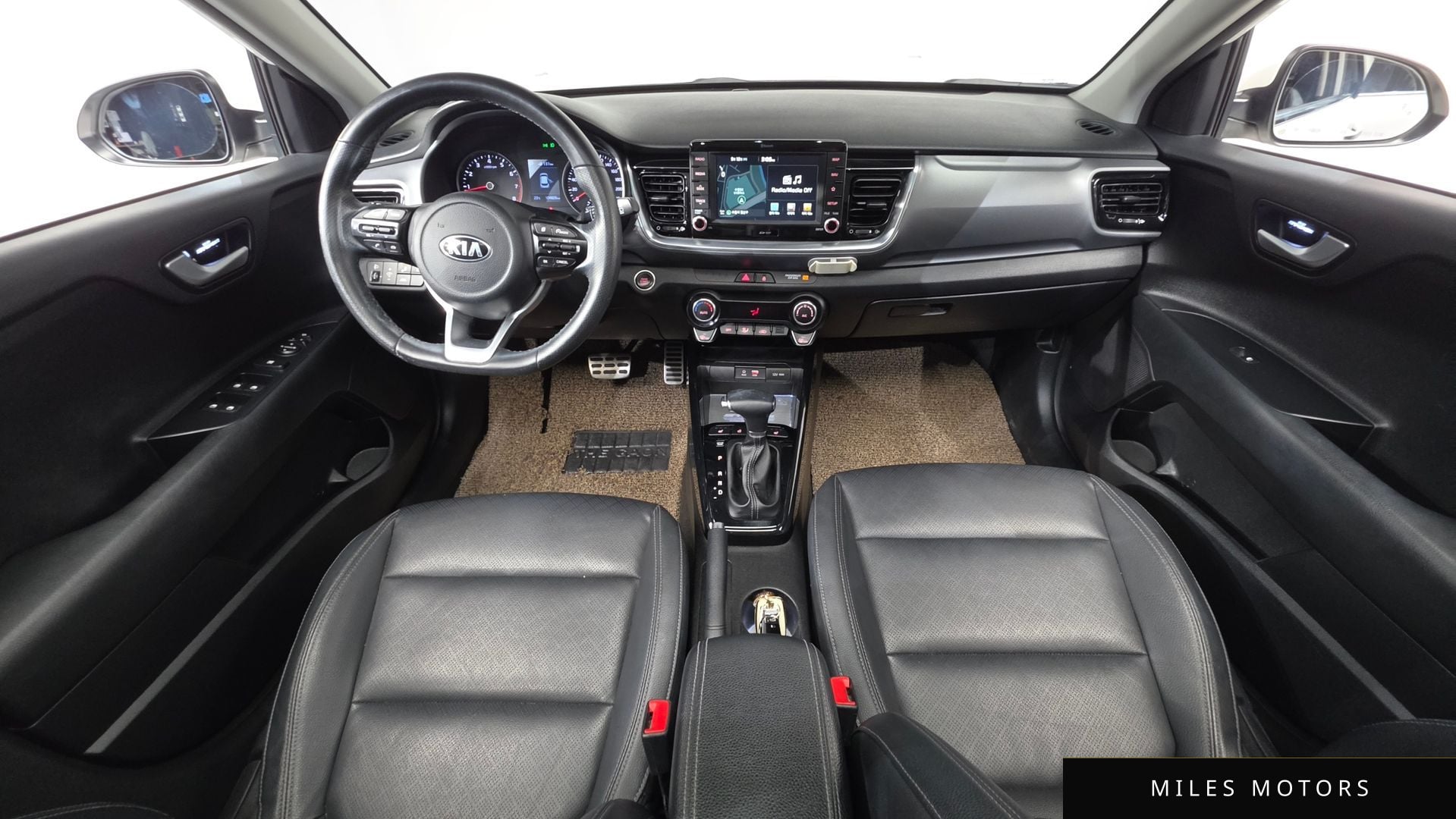 Kia Stonic 2018 — миниатюра 10