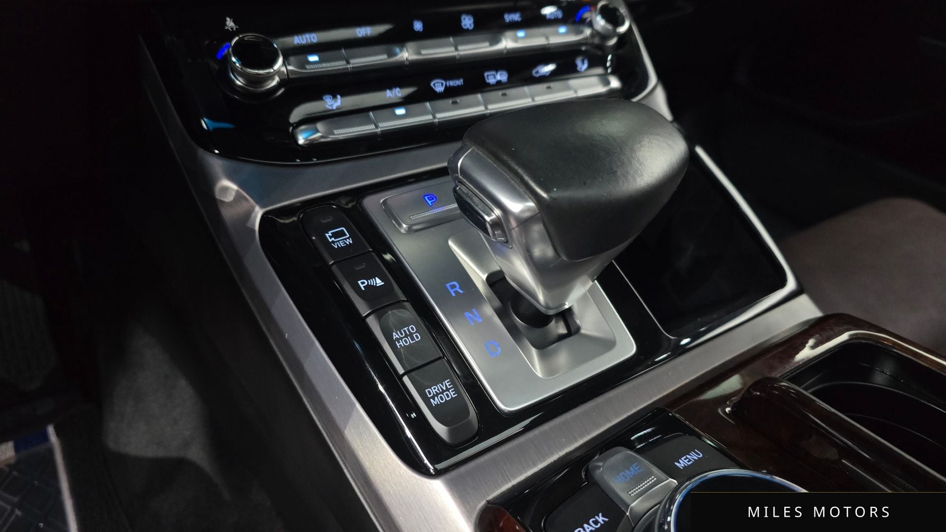 Genesis EQ900 2016 — миниатюра 12