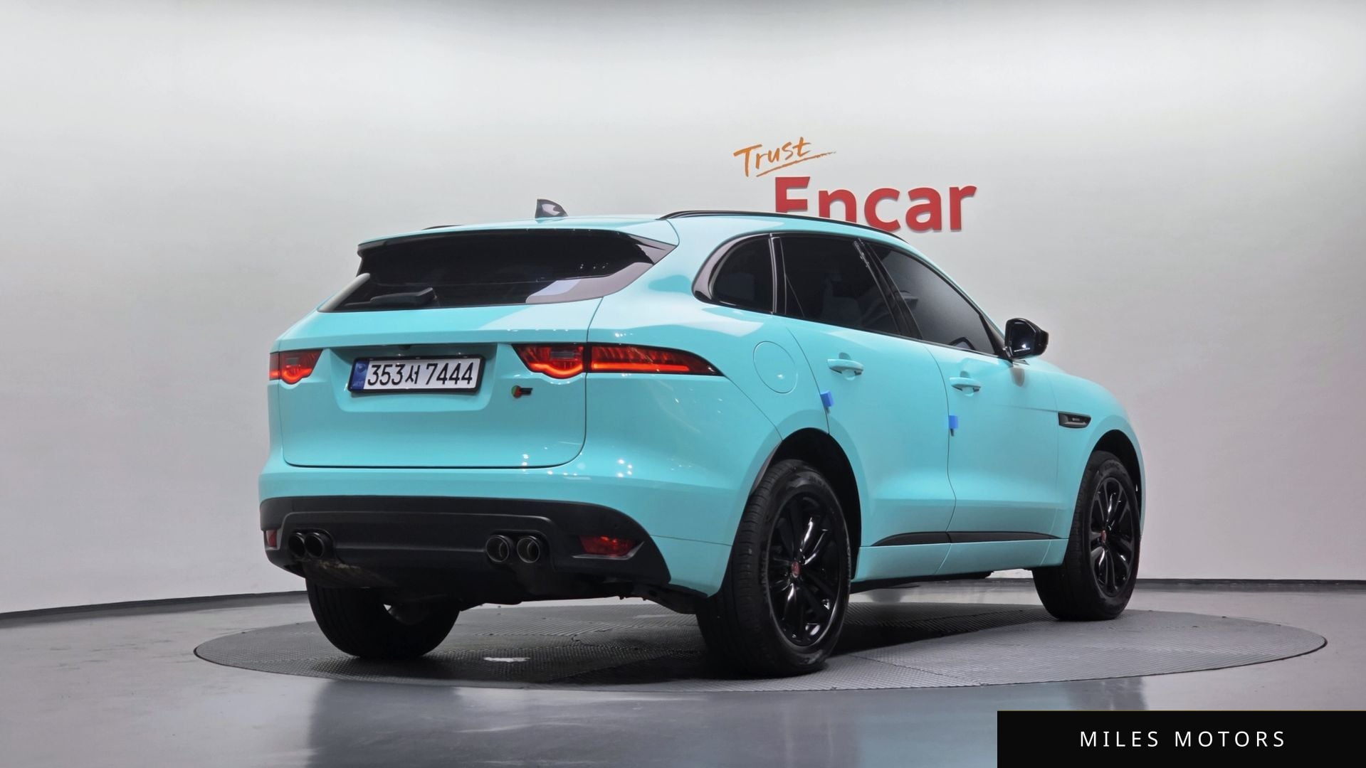 Jaguar F-PACE 2019 — миниатюра 2