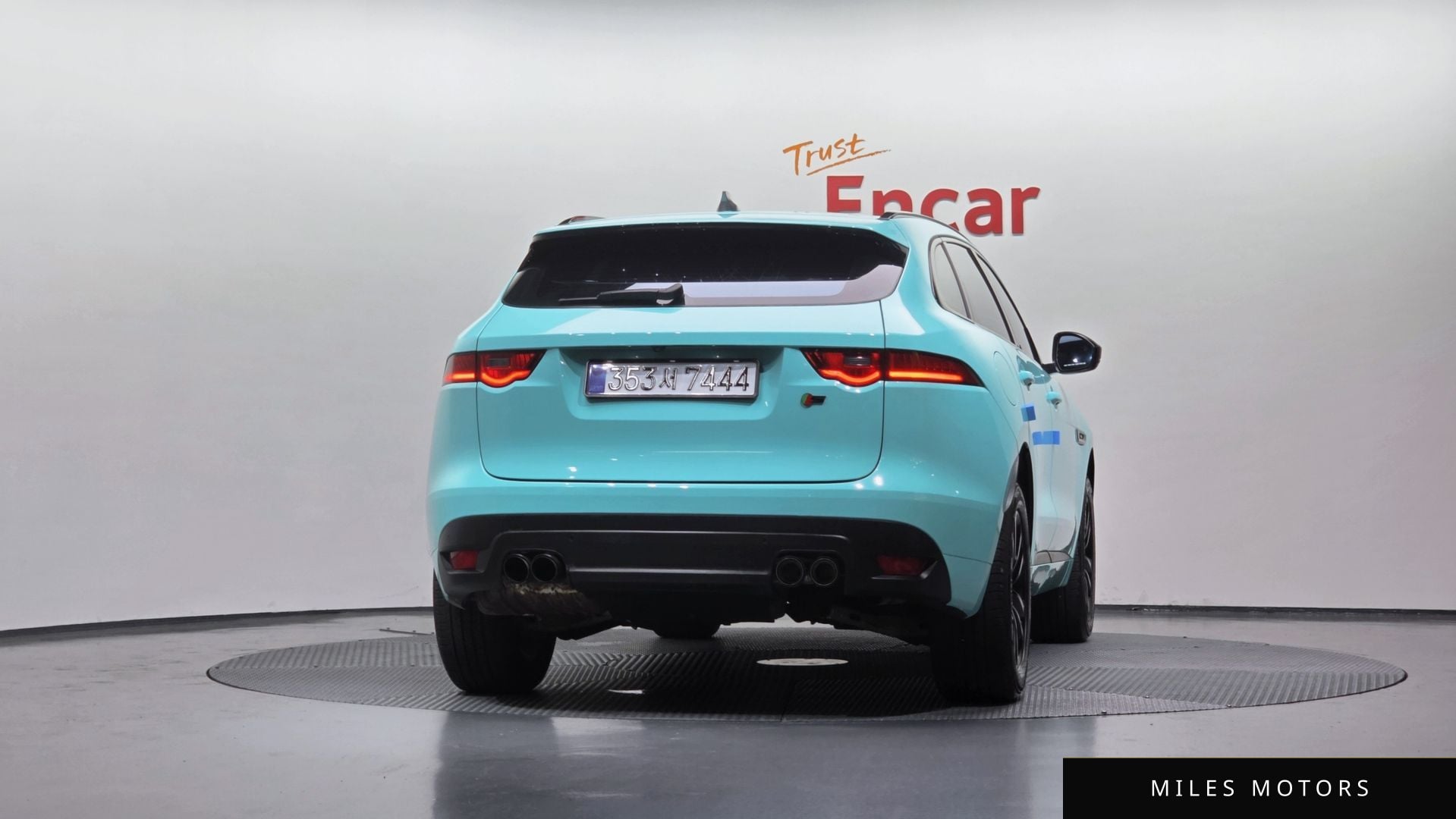 Jaguar F-PACE 2019 — миниатюра 4
