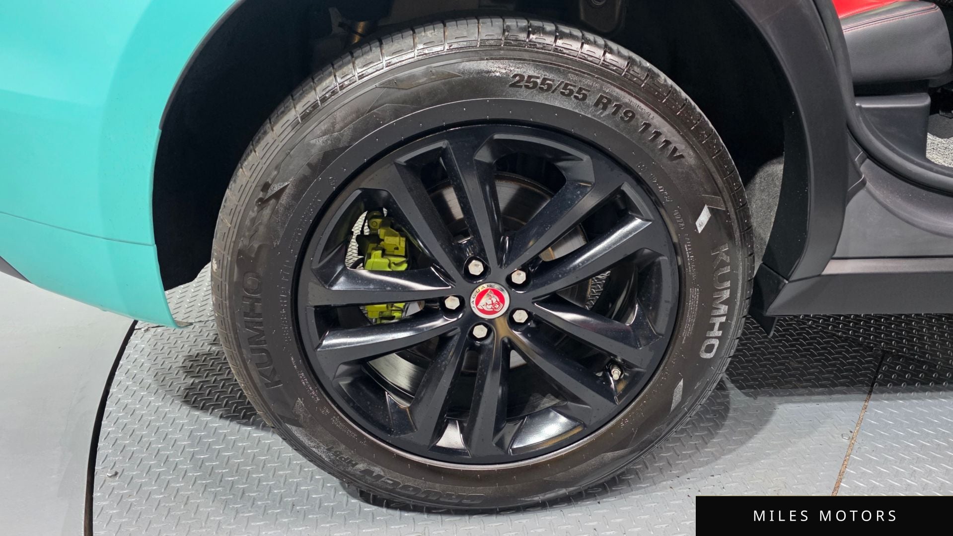 Jaguar F-PACE 2019 — миниатюра 5