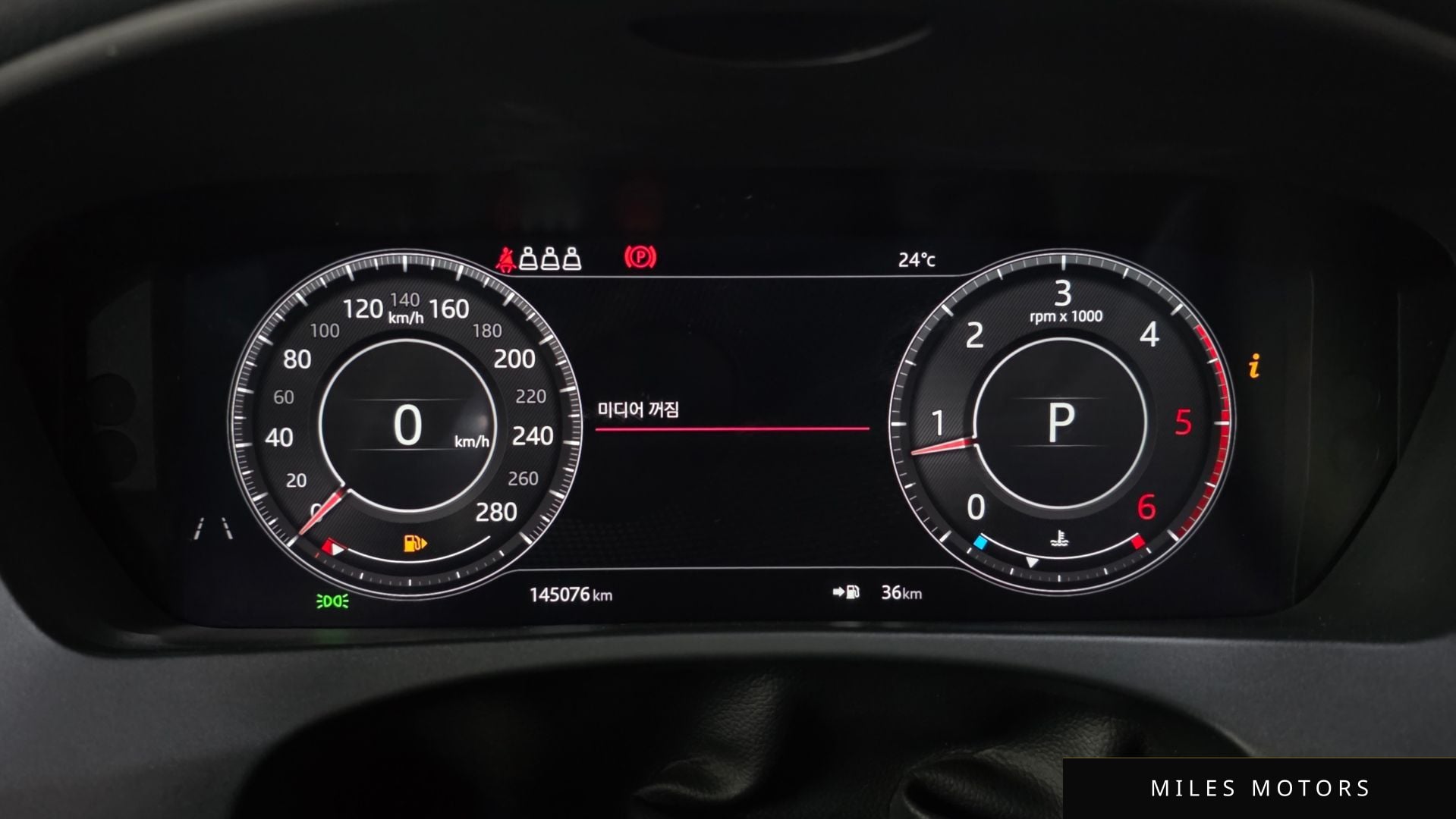 Jaguar F-PACE 2019 — миниатюра 8
