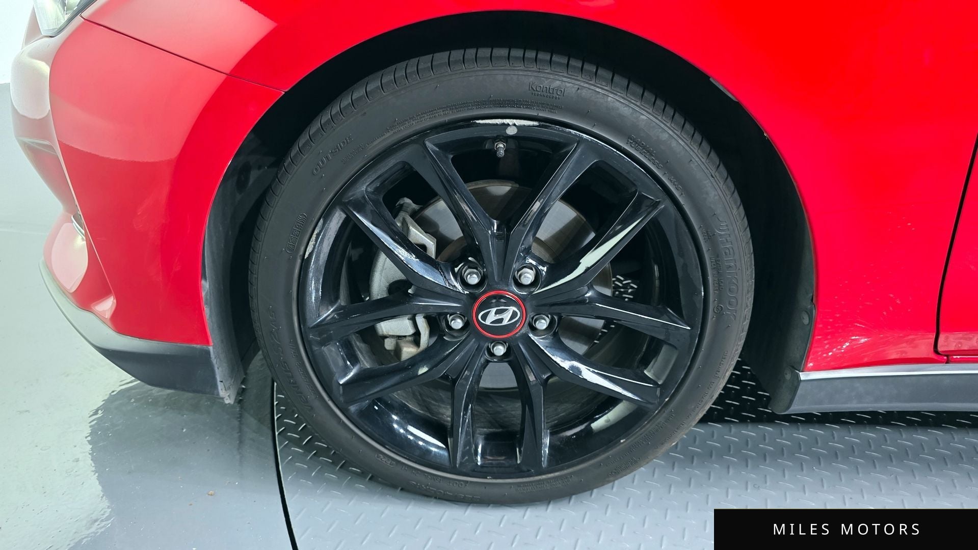Hyundai Veloster 2018 — миниатюра 5