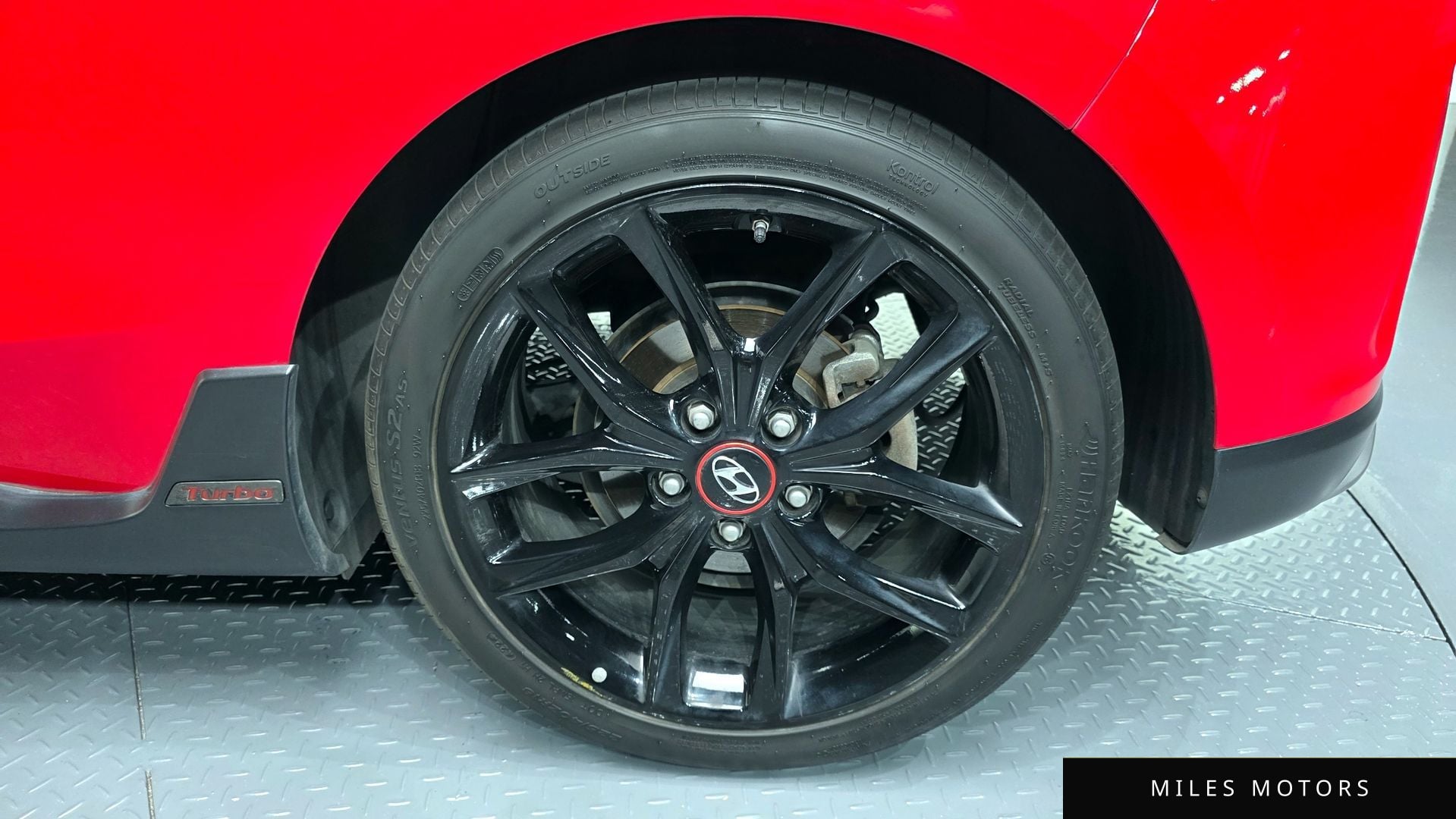 Hyundai Veloster 2018 — миниатюра 7