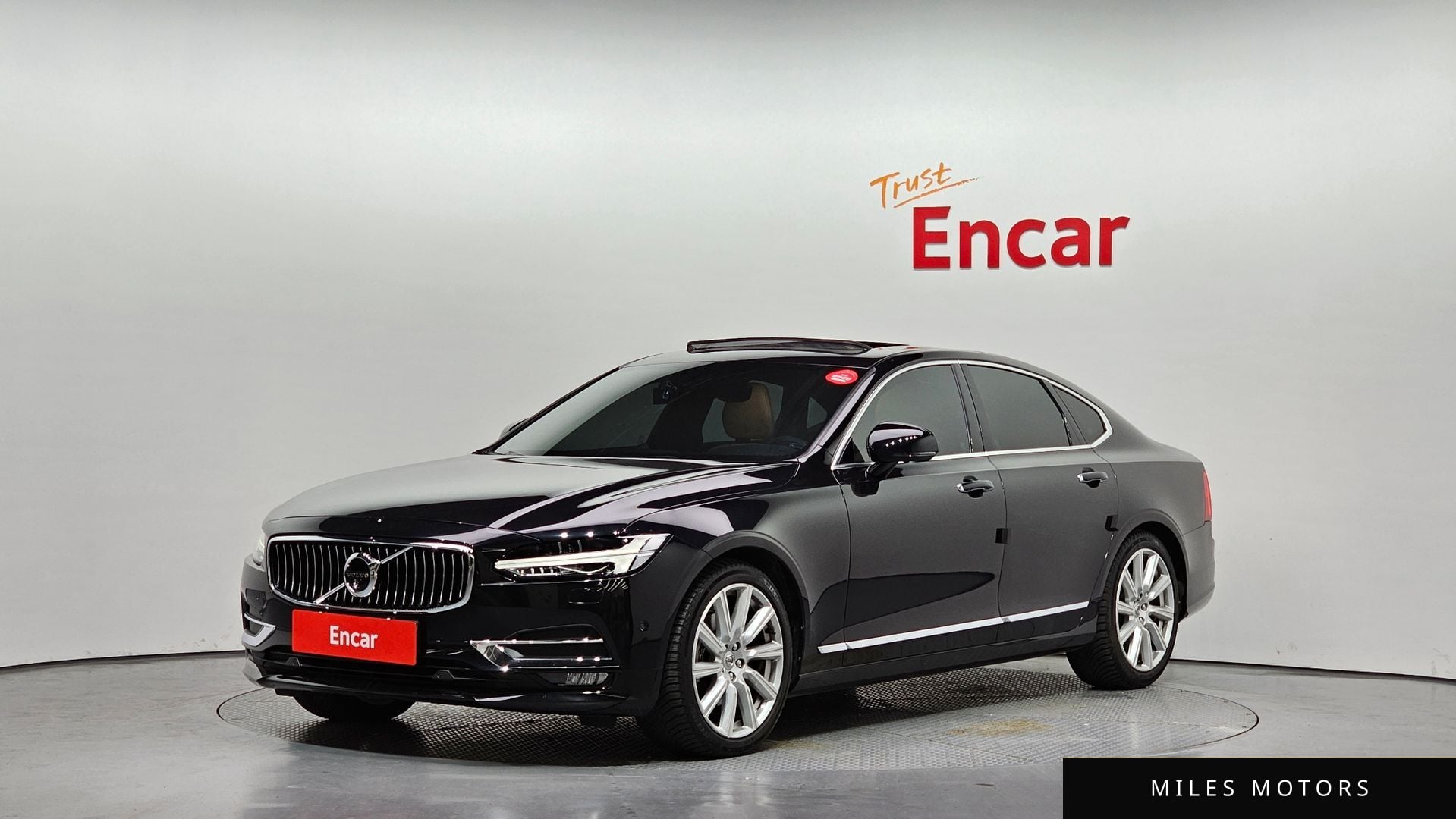 Volvo S90 2018 — фото 1 из 12