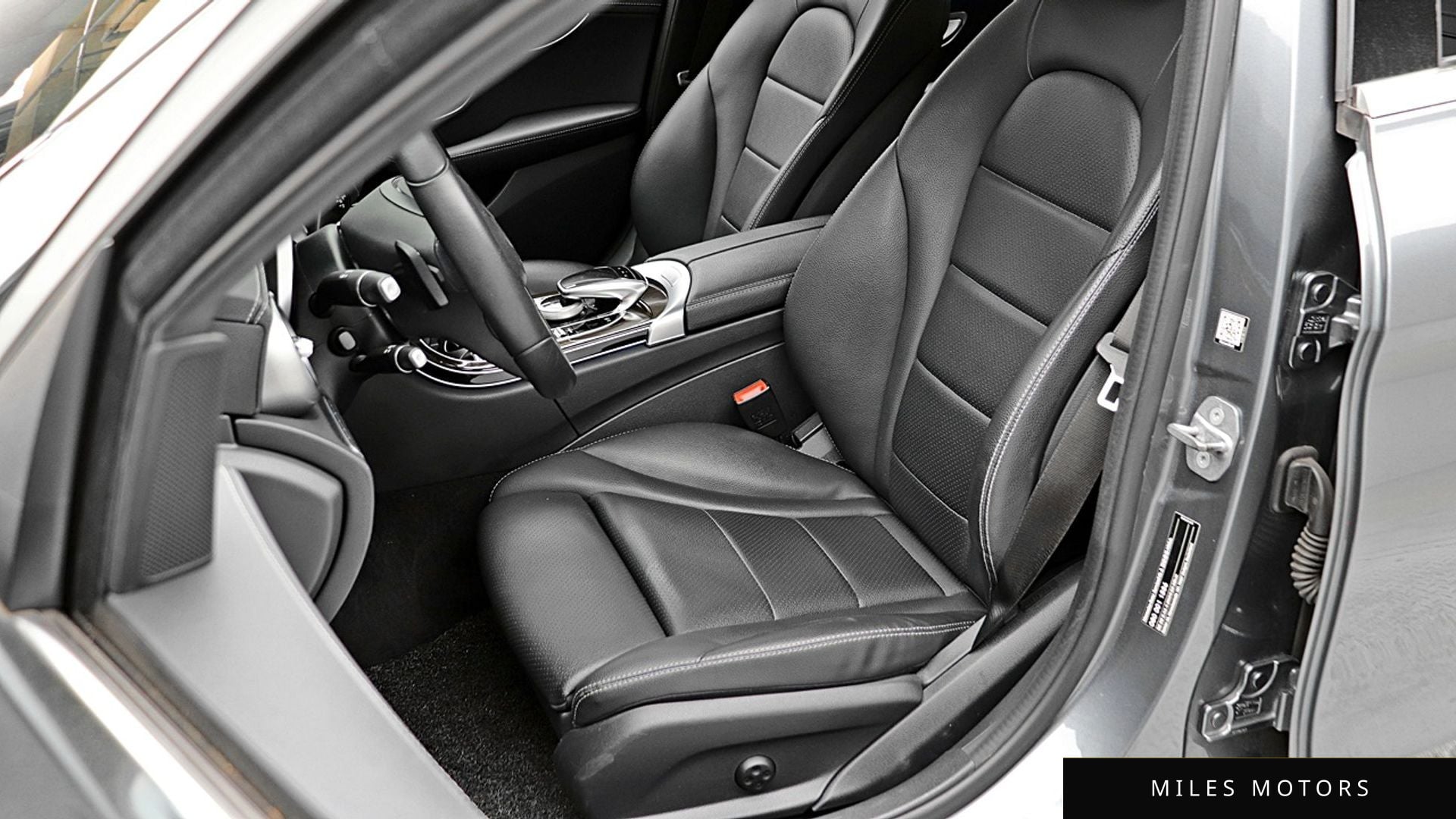 Mercedes-Benz C-Class W205 2018 — миниатюра 11