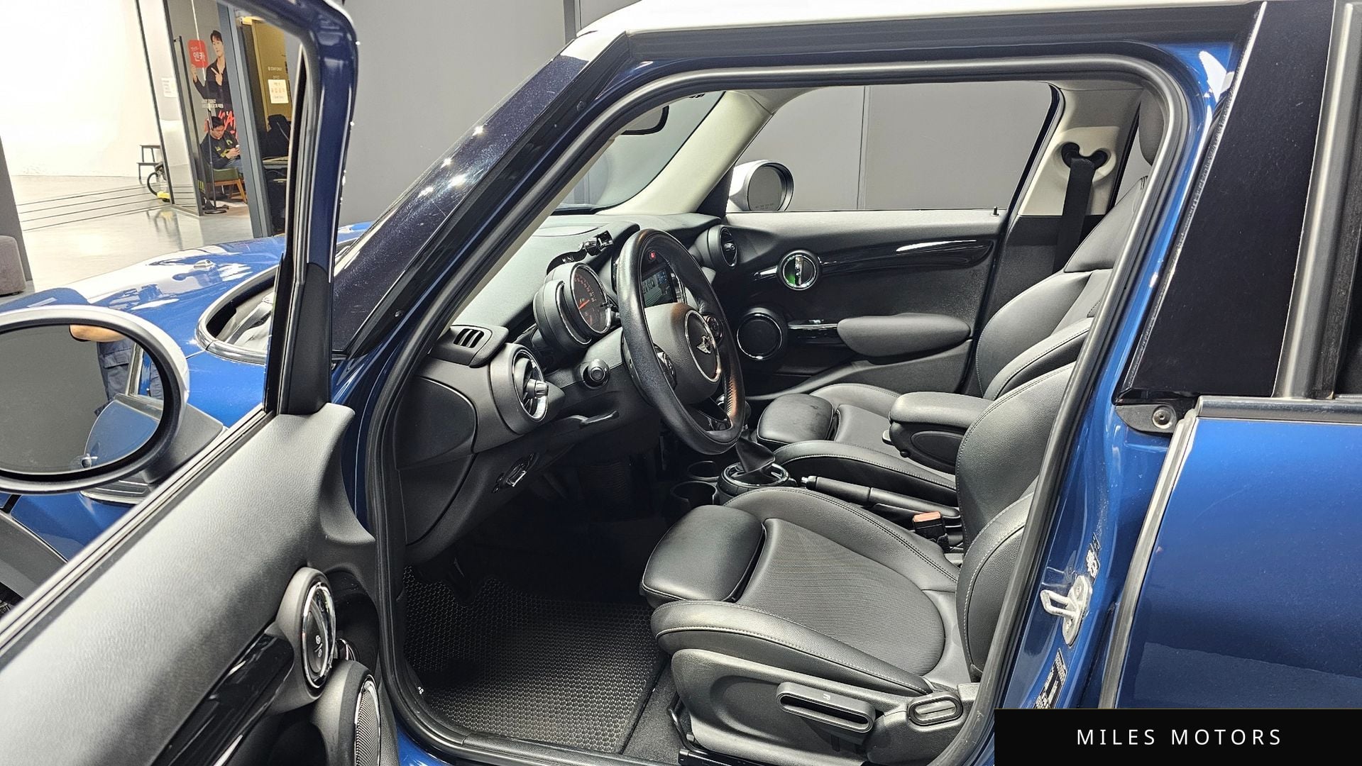 MINI Cooper 2016 — миниатюра 10