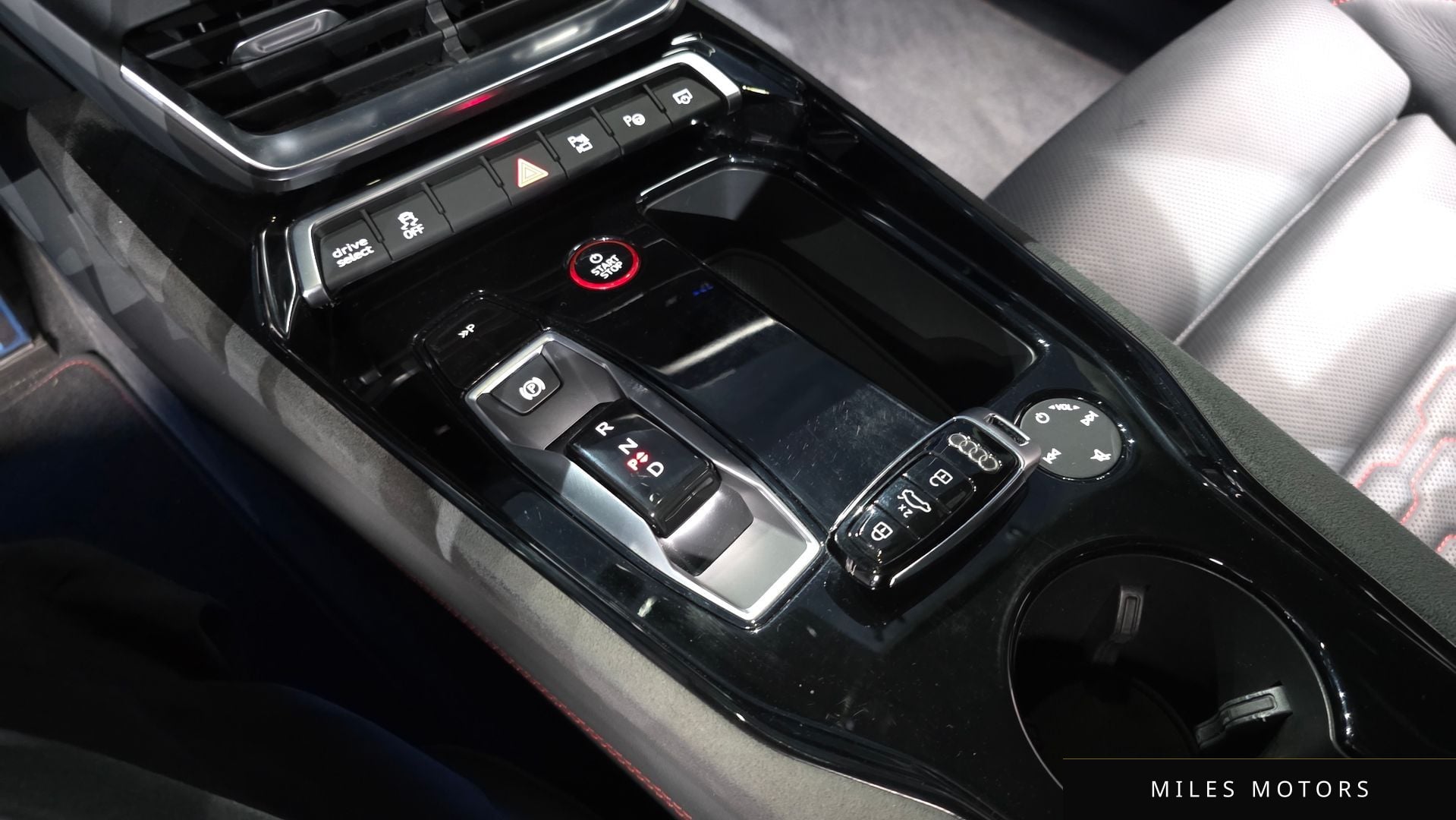 Audi RS e-tron GT 2022 — миниатюра 9