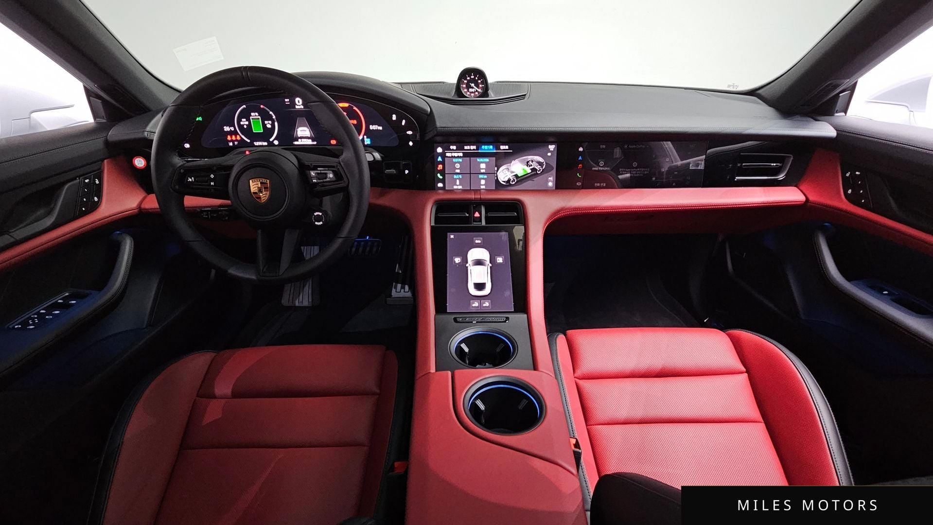 Porsche Taycan 2026 — миниатюра 7