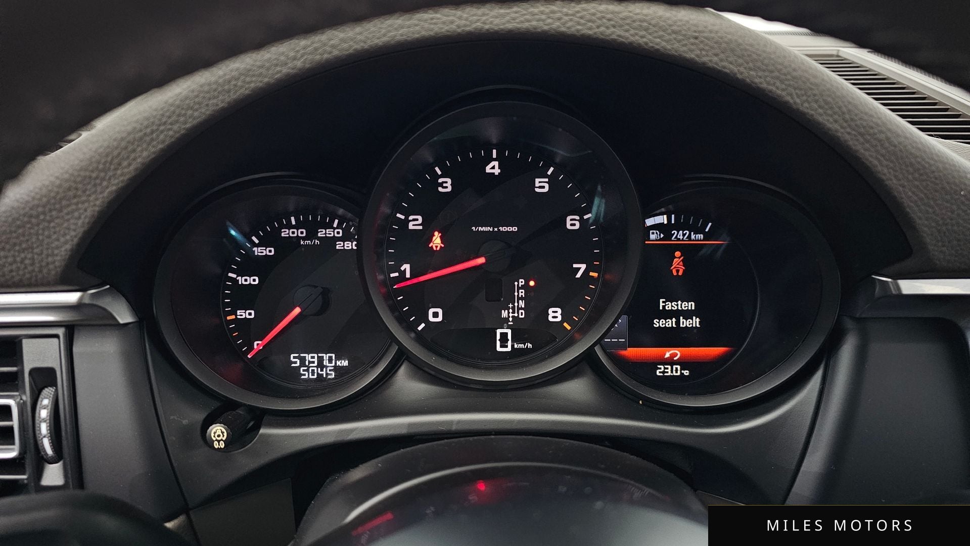 Porsche Macan 2019 — миниатюра 10