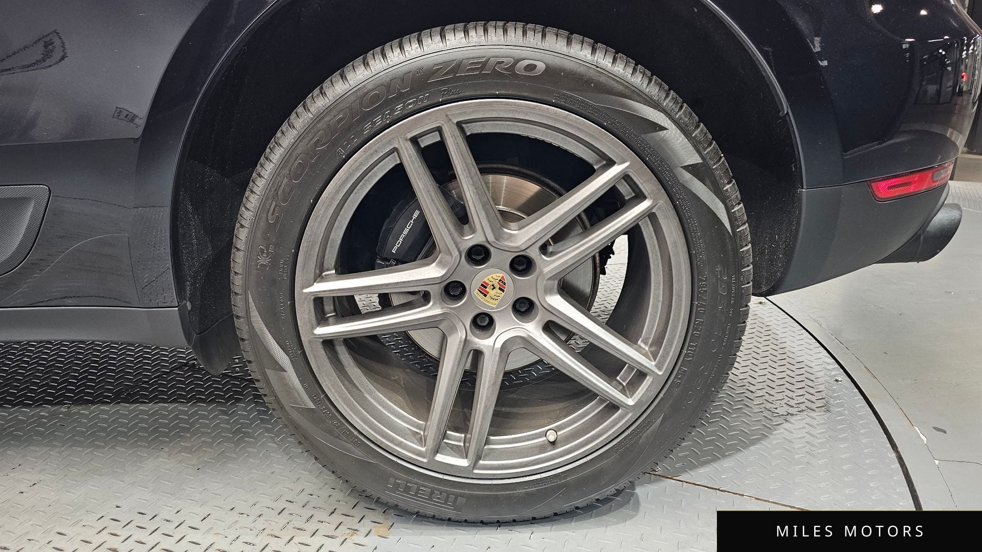 Porsche Macan 2019 — миниатюра 6