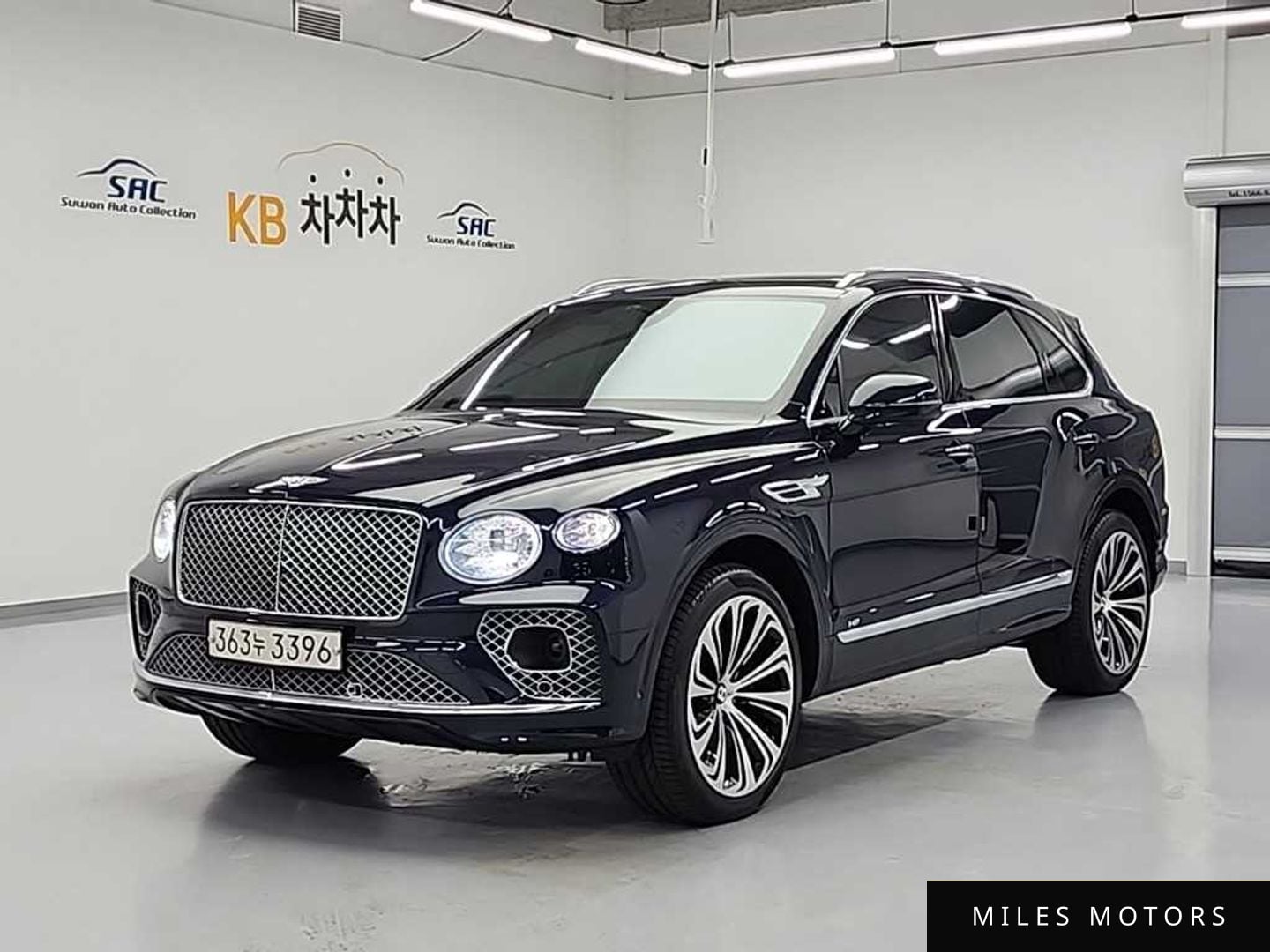 Bentley Bentayga 2022 — миниатюра 5
