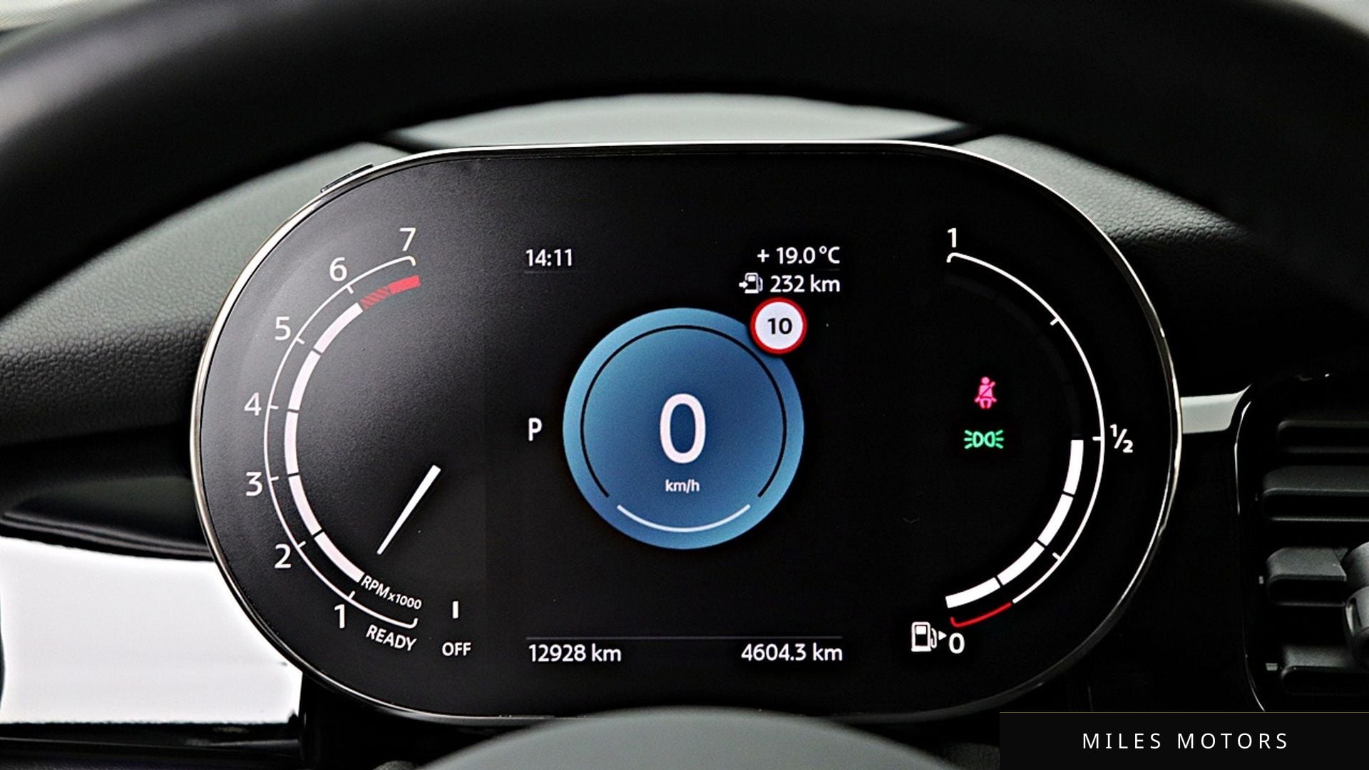 MINI Cooper 2024 — миниатюра 11
