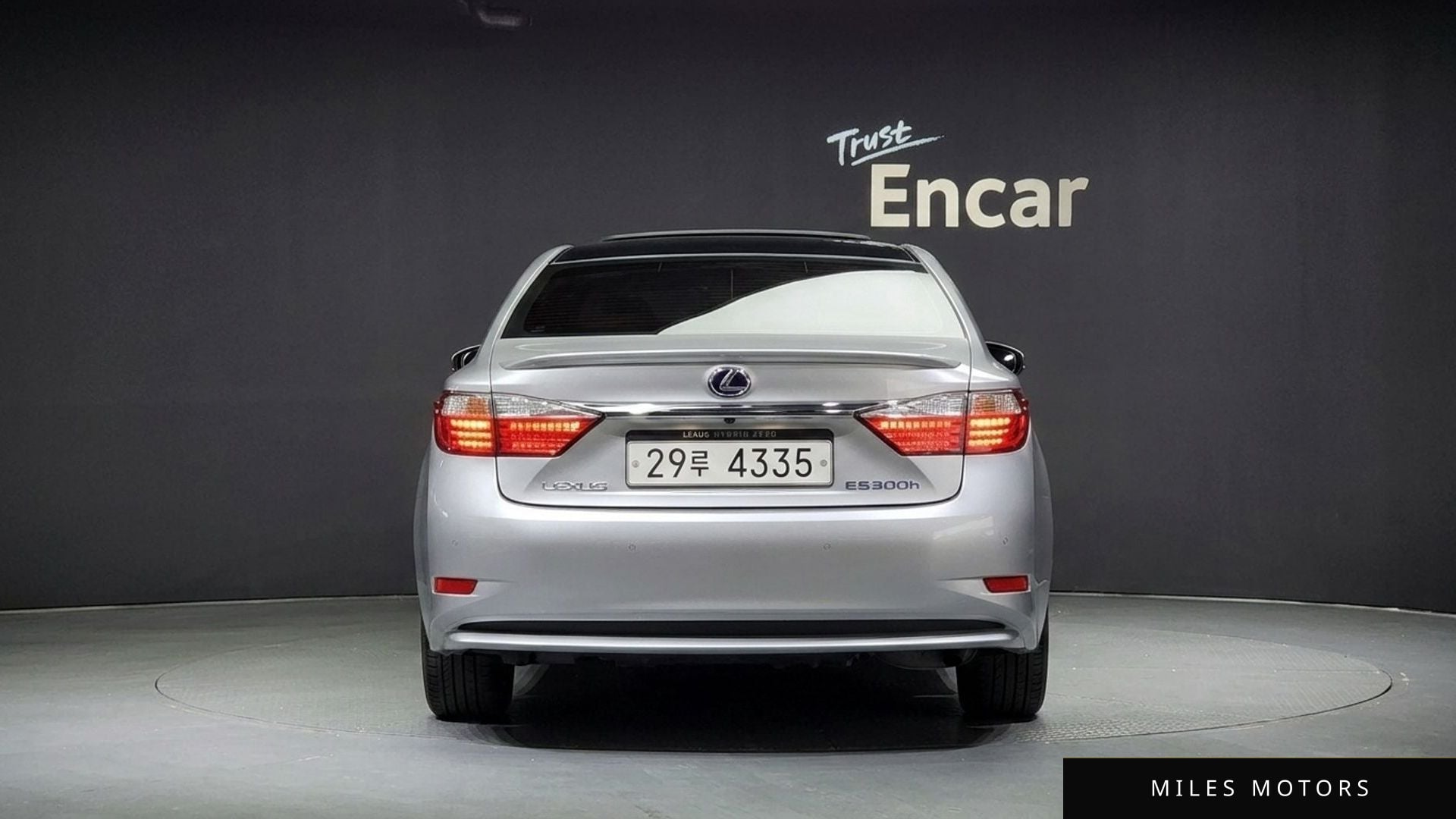 Лексус ES300h 2015 — миниатюра 4