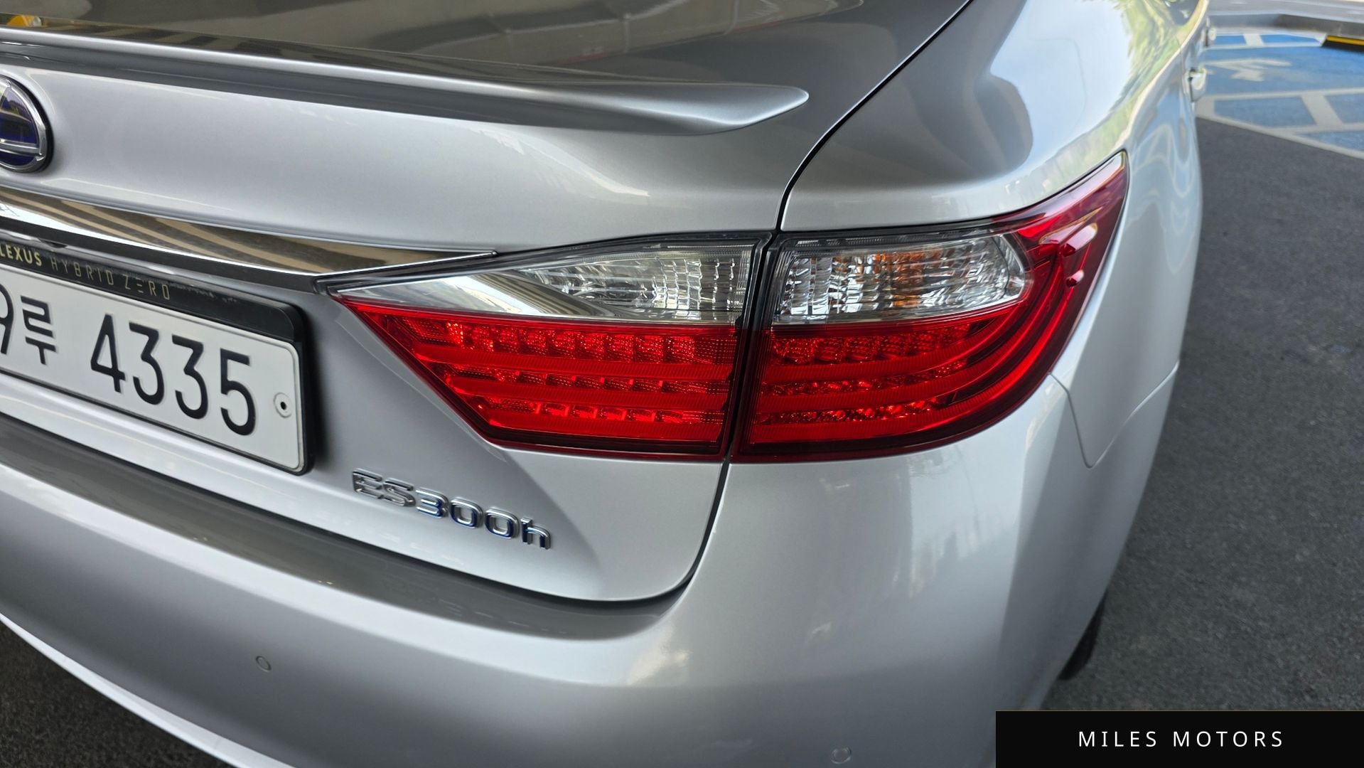 Лексус ES300h 2015 — миниатюра 9