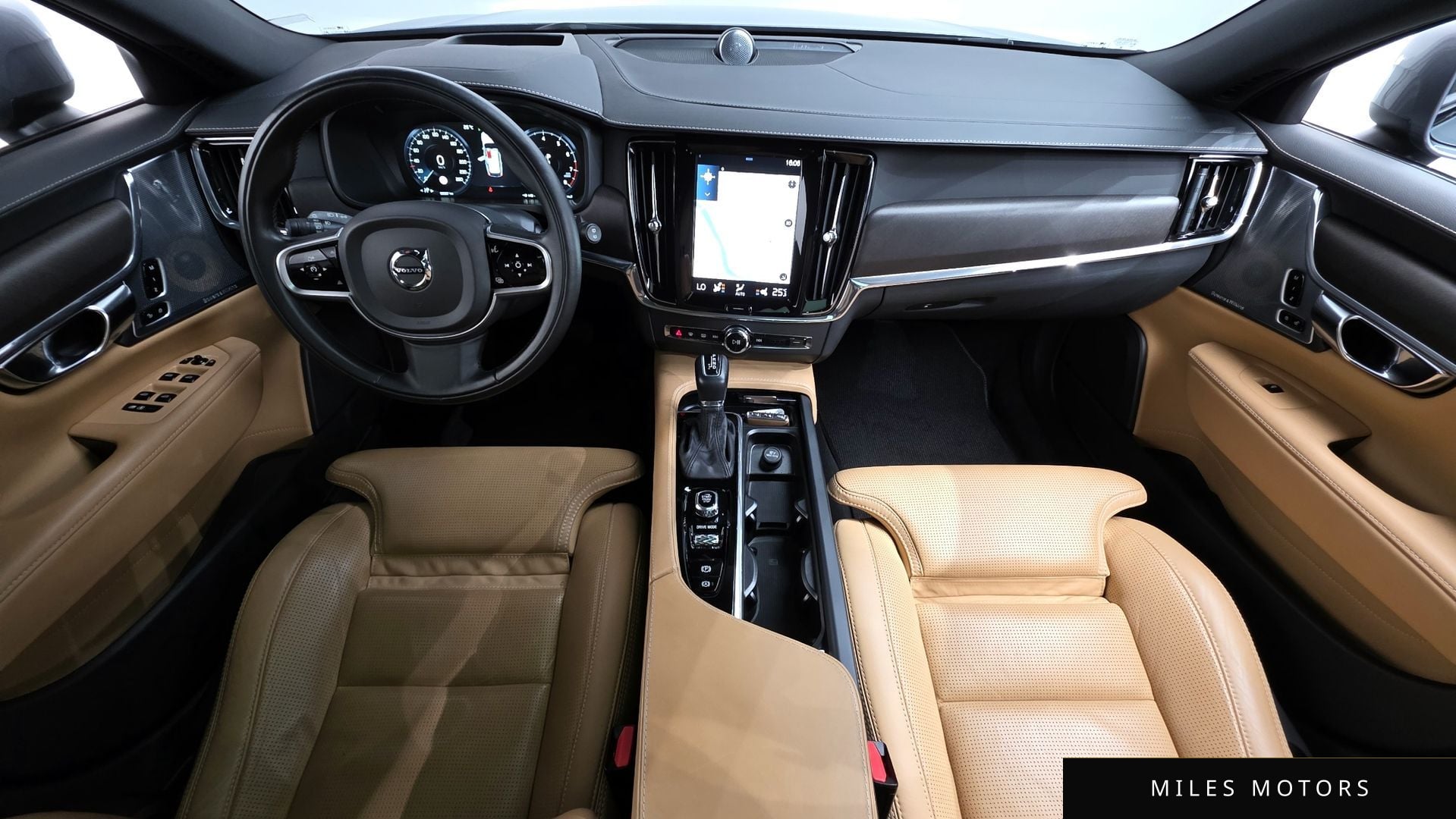 Volvo V90 2018 — миниатюра 10
