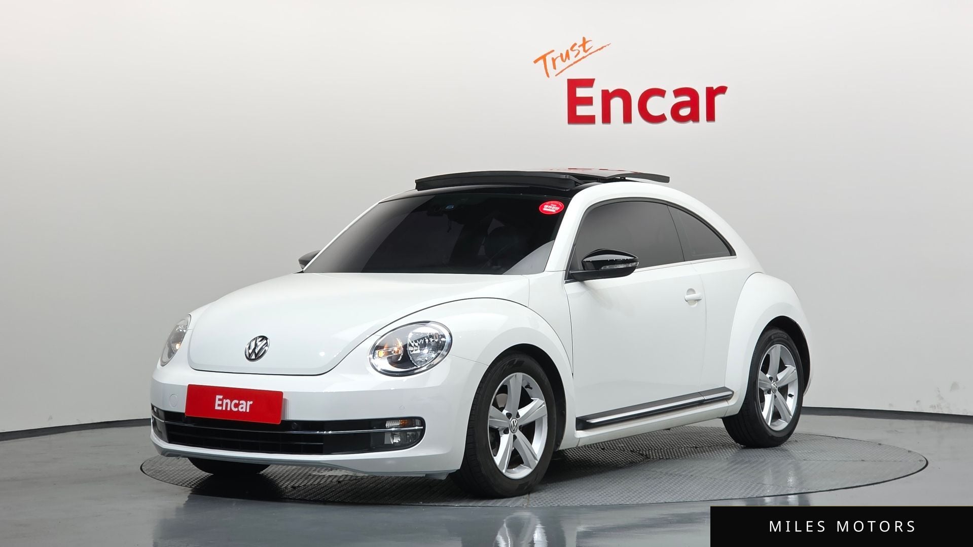 Volkswagen Beetle 2013 — фото 1 из 12