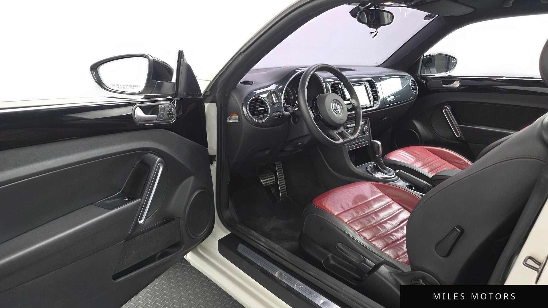 Volkswagen Beetle 2013 — миниатюра 10