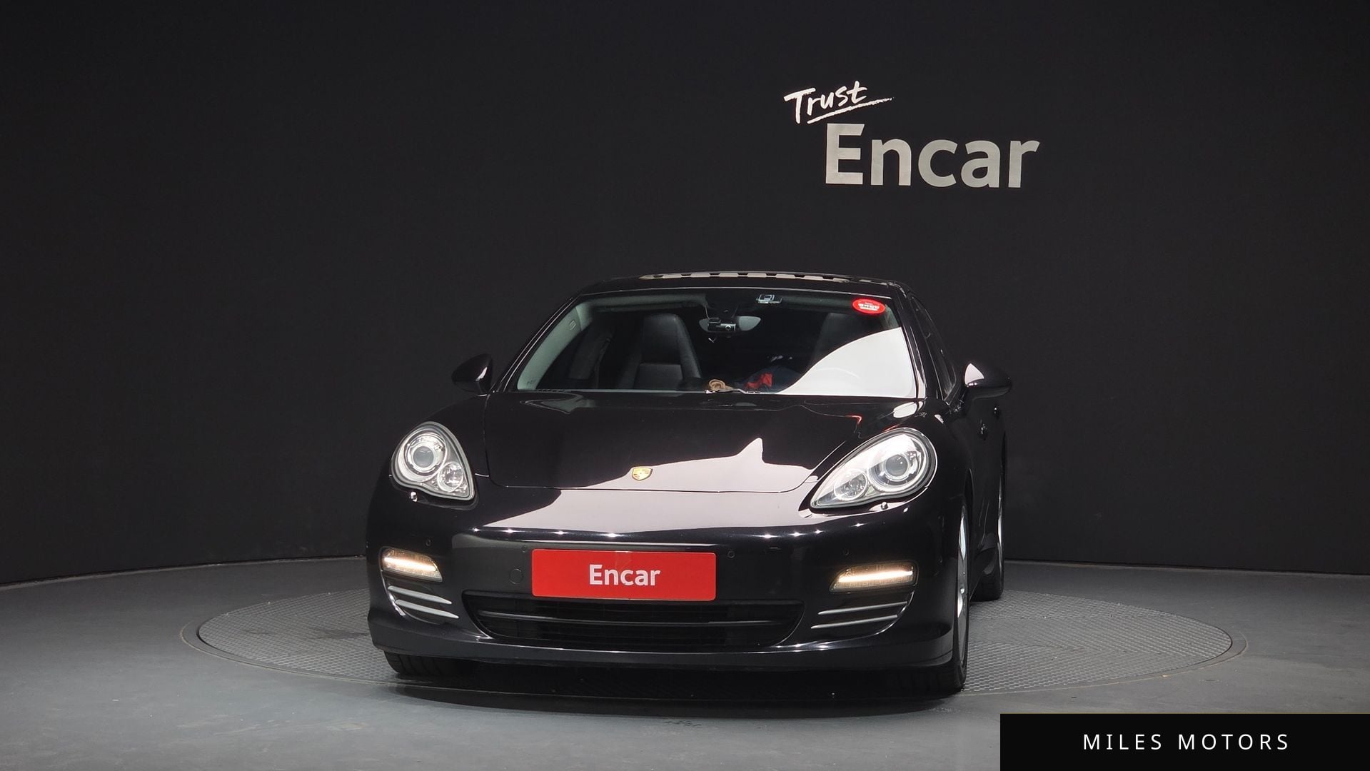 Porsche Panamera 2011 — миниатюра 3