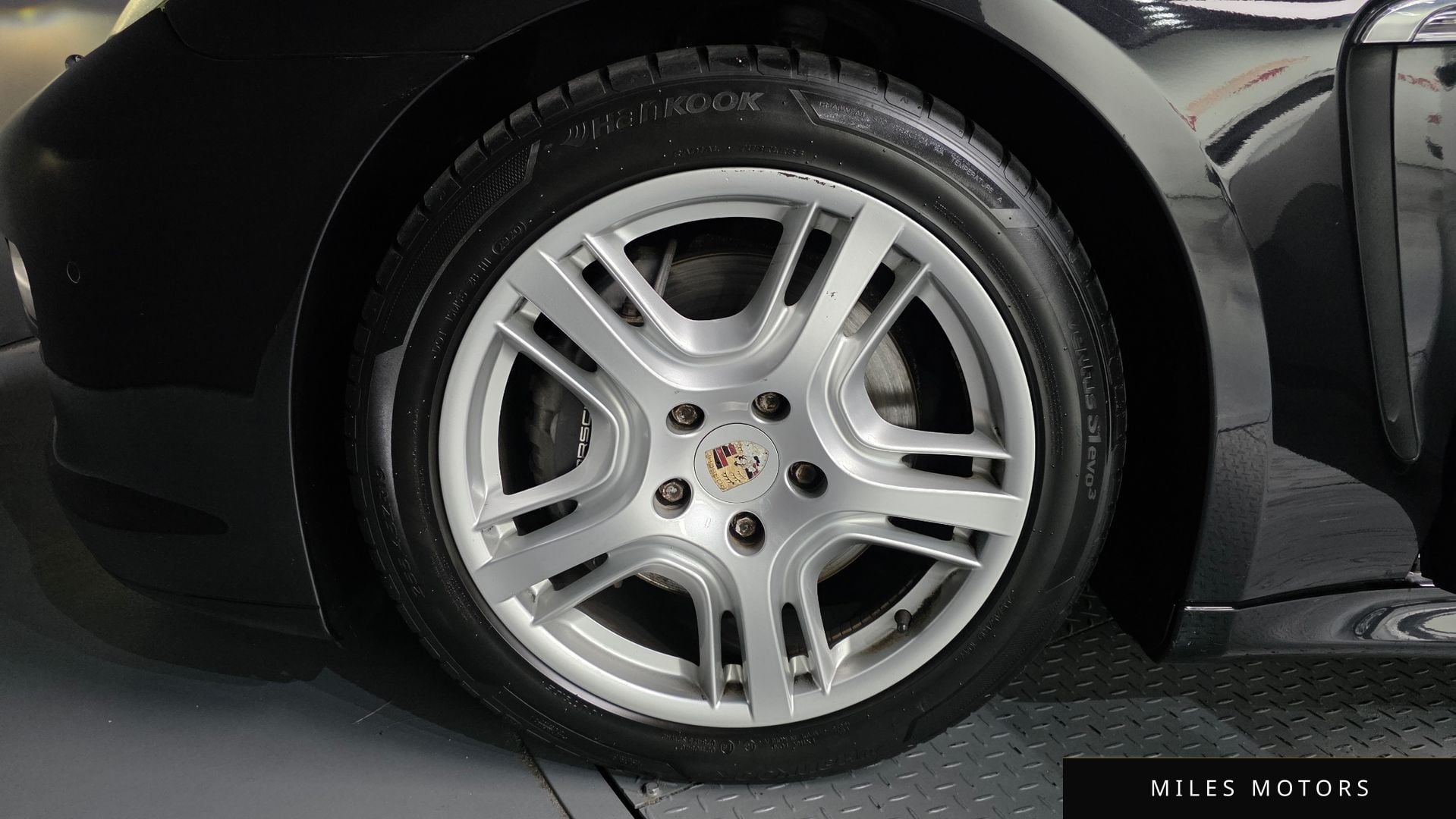 Porsche Panamera 2011 — миниатюра 5