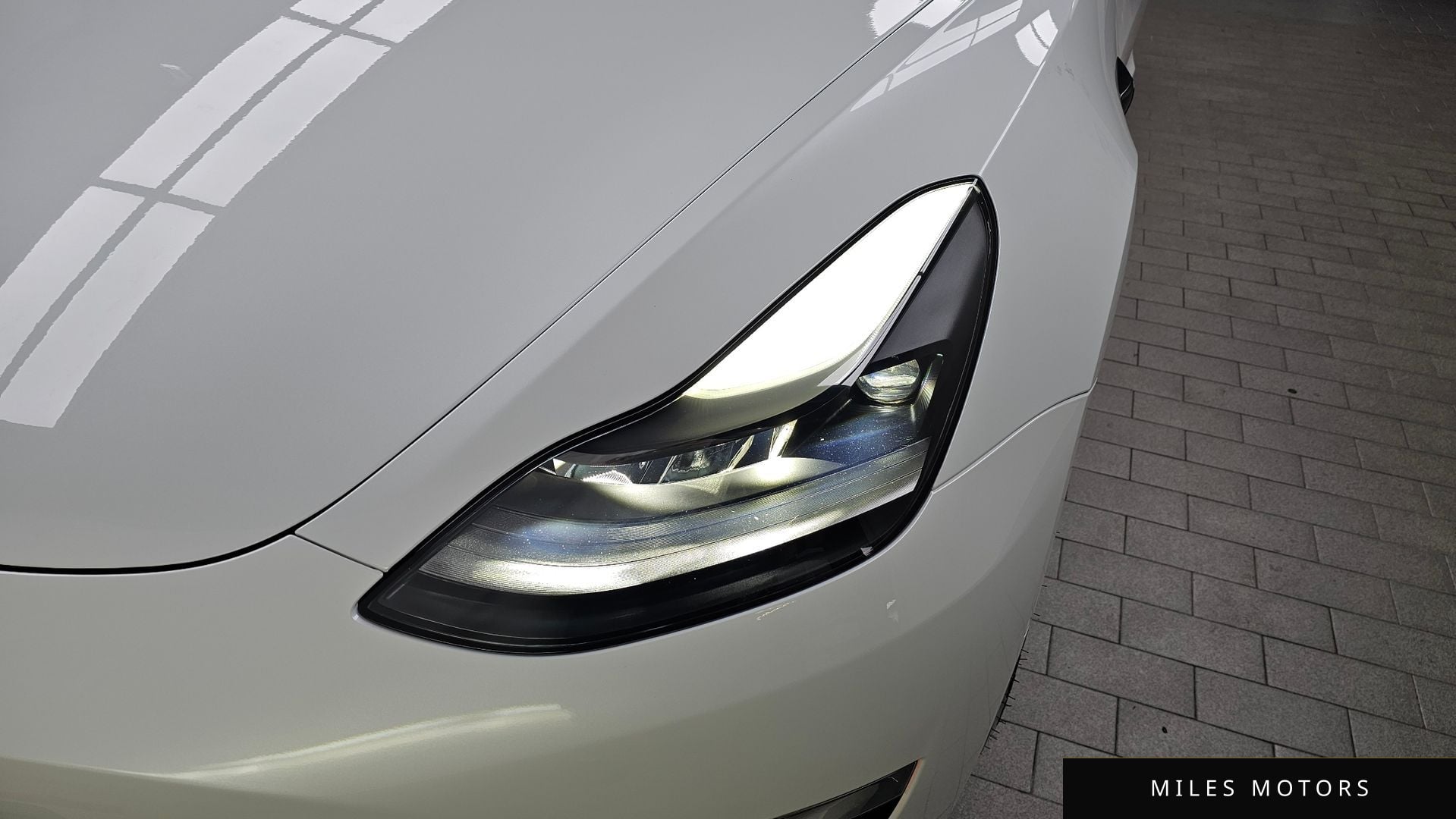 Tesla Model 3 2021 — миниатюра 8