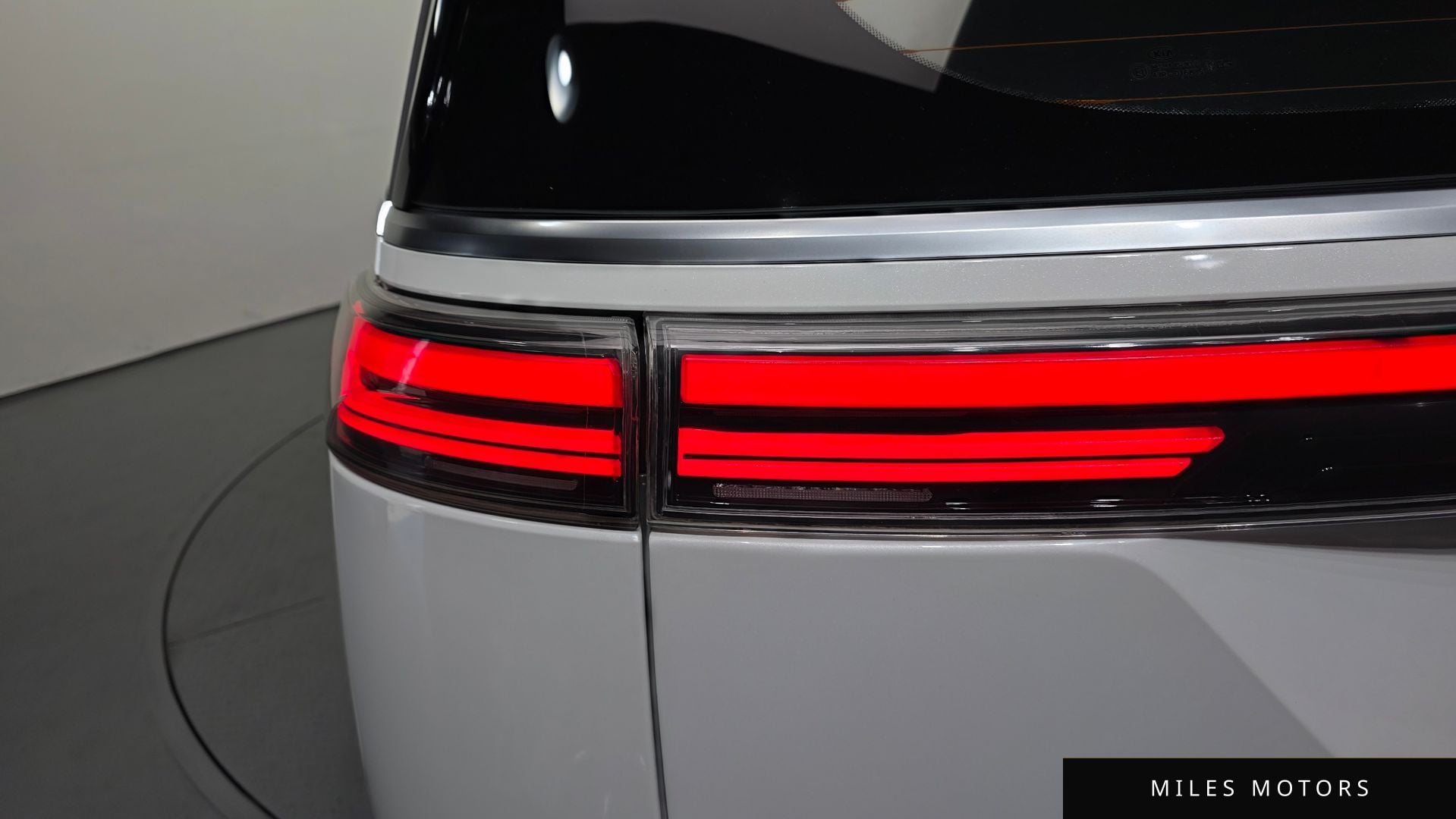 Kia Carnival 2021 — миниатюра 9