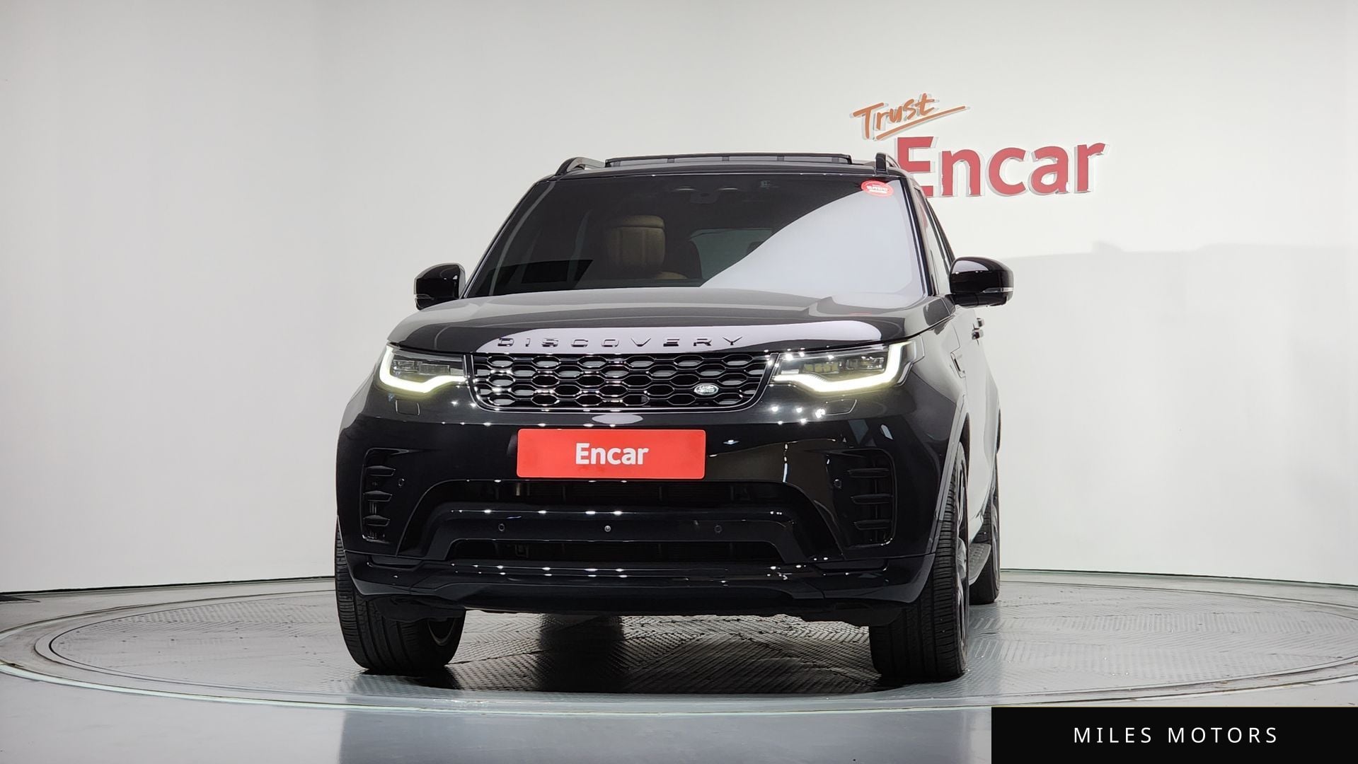 Land Rover Discovery 2025 — миниатюра 3