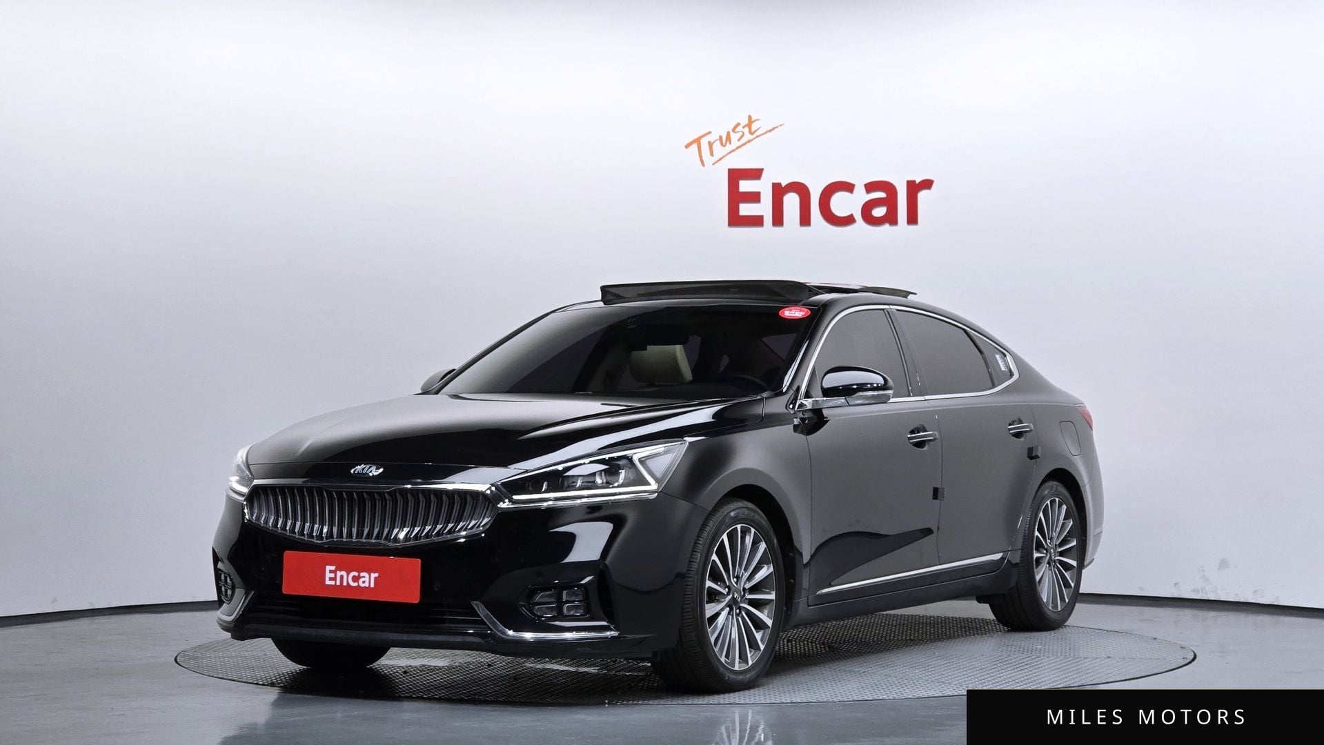 Kia K7 2018 — фото 1 из 12