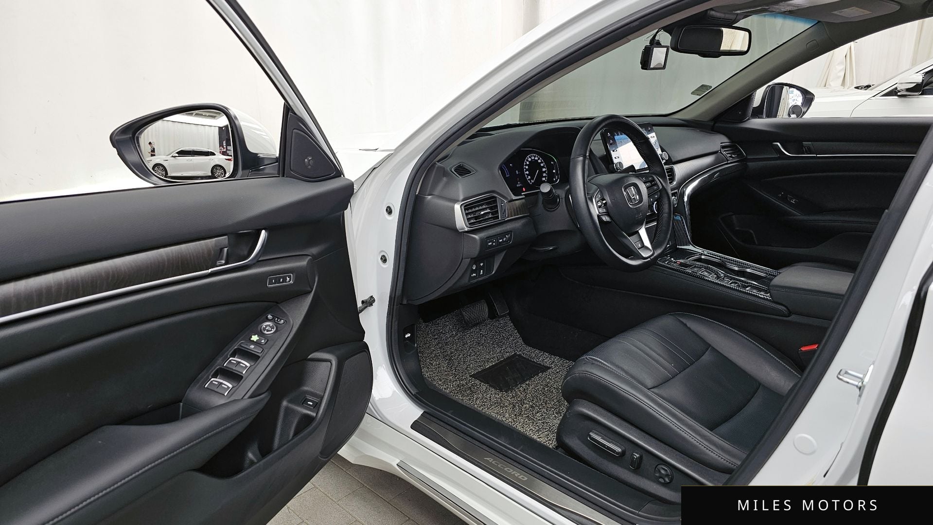 Honda Accord 2022 — миниатюра 10