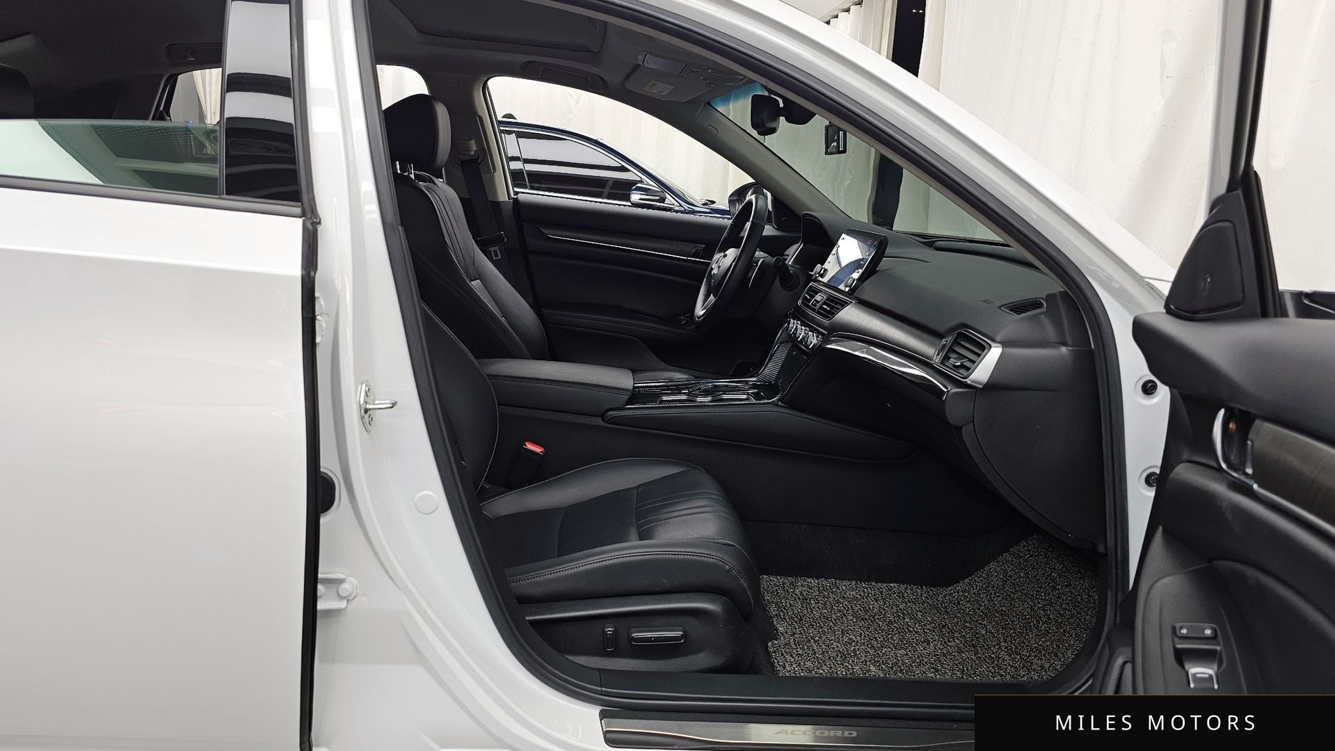 Honda Accord 2022 — миниатюра 11